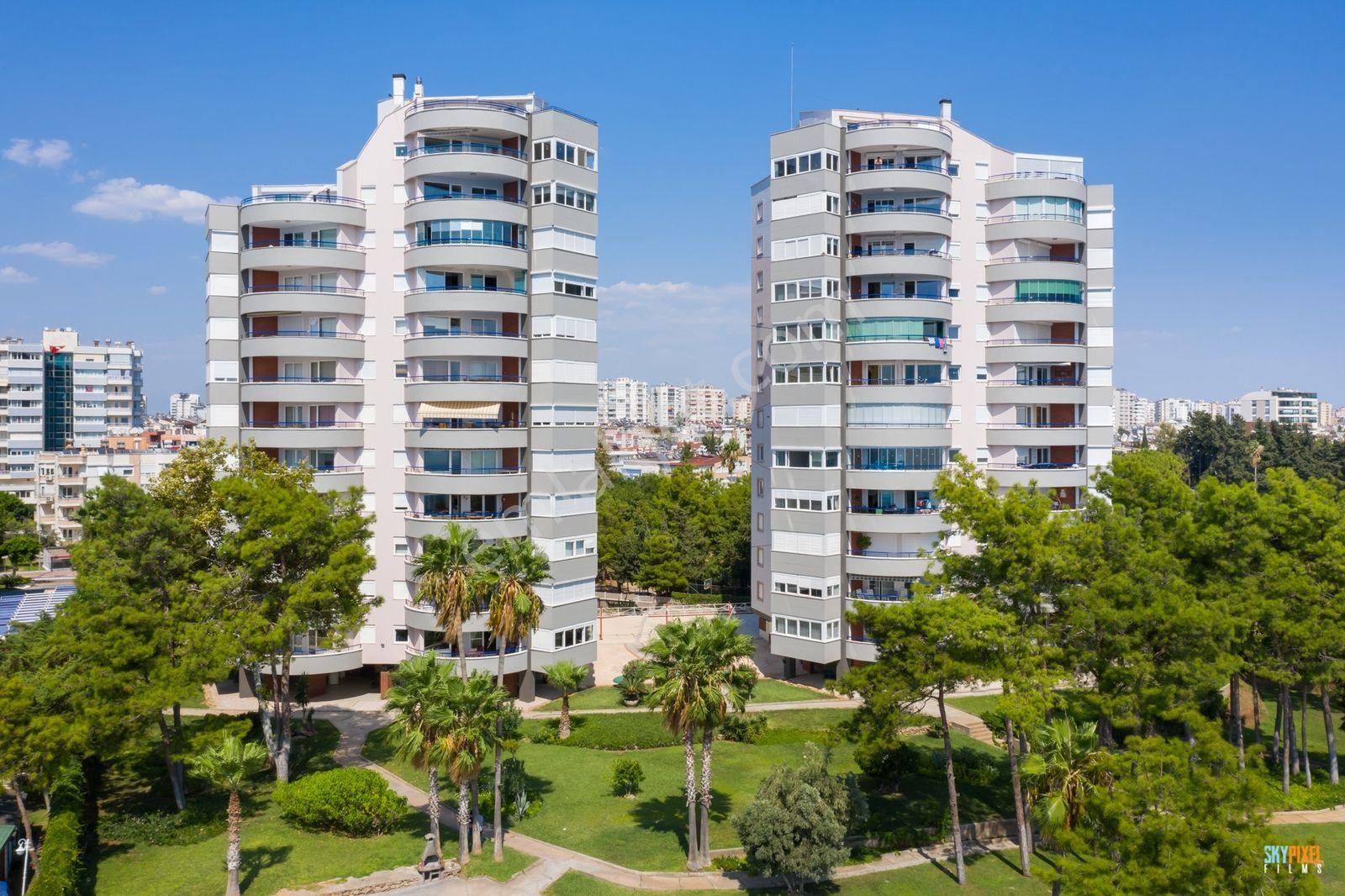 Evren Sitesinde 4+1 Emsalsiz Yalı Dairesi - Görsel 3