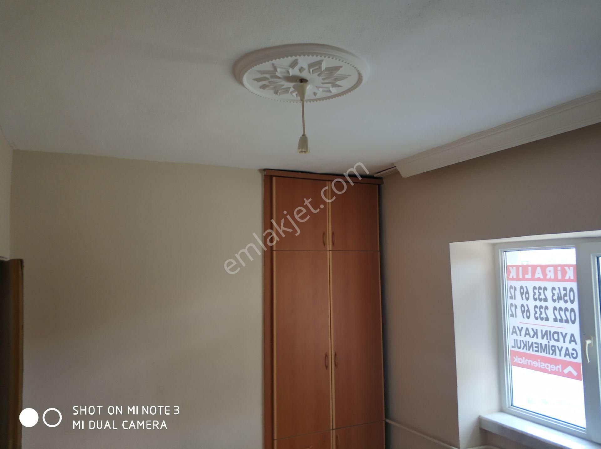 Sultandere Mahallesi'nde Kiralık 3+1 Ara Kat Okul Karşısında Çift Balkonlu Çift Wc'li - Görsel 16