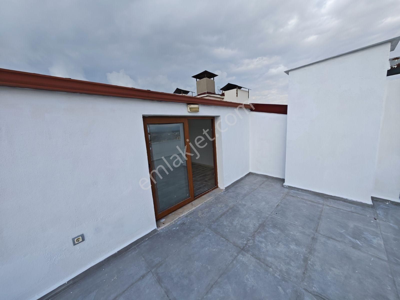 Söke Konak Mah. Satılık 4+1 Dubleks Teraslı Asansörlü Manzaralı - Görsel 4