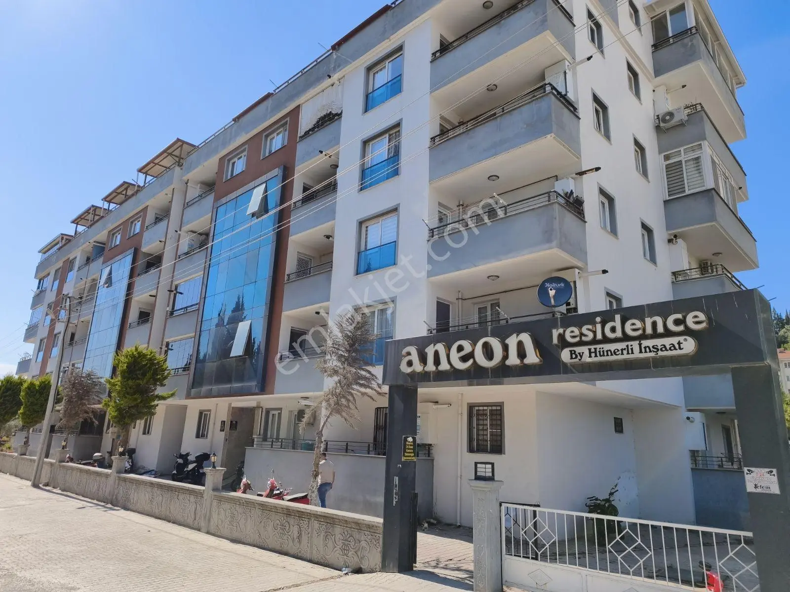 Yenikent Aneon Sitesi'nde Ailelere Uygun 2+1 Kiralık Daire - Görsel 2