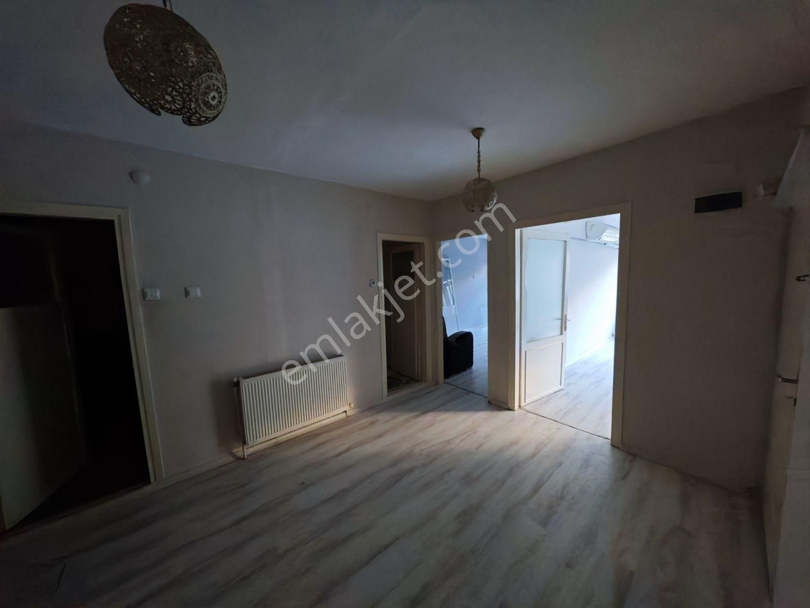 Konak Mahallesi 3+1 Giriş Kat Doğalgazlı Kiralık Daire - Görsel 2