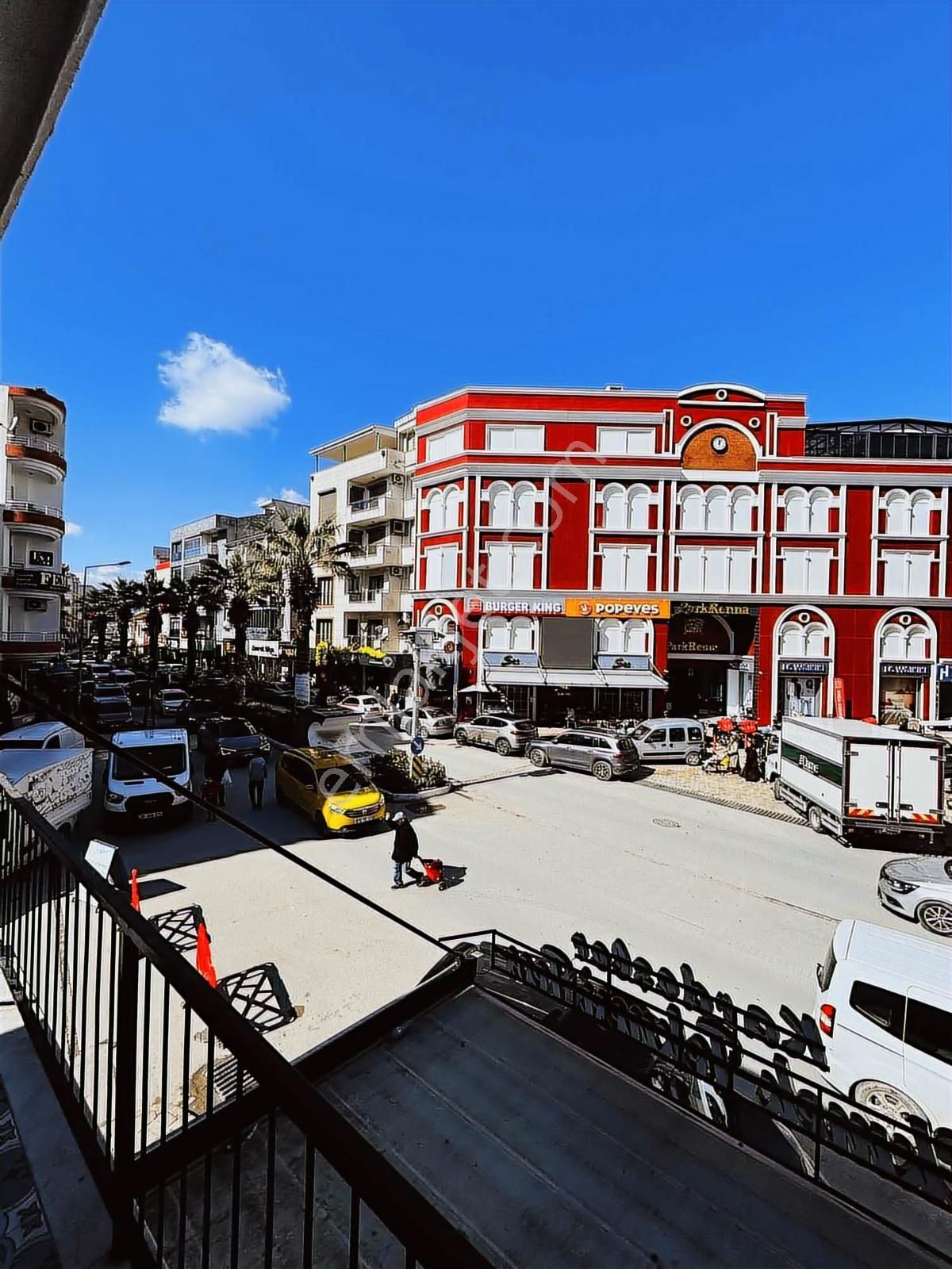 Seferihisarın Eniyi Köşe Dükkanı Avm Karşısı Cadde Üstü İşyeri - Görsel 11