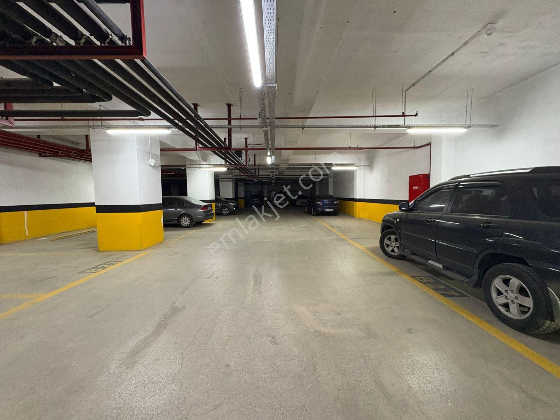 ▃artemin▃prava Kartal Sitesi'nde Ön Cephe Balkonlu 60m² Lüks 1+1 - Görsel 34