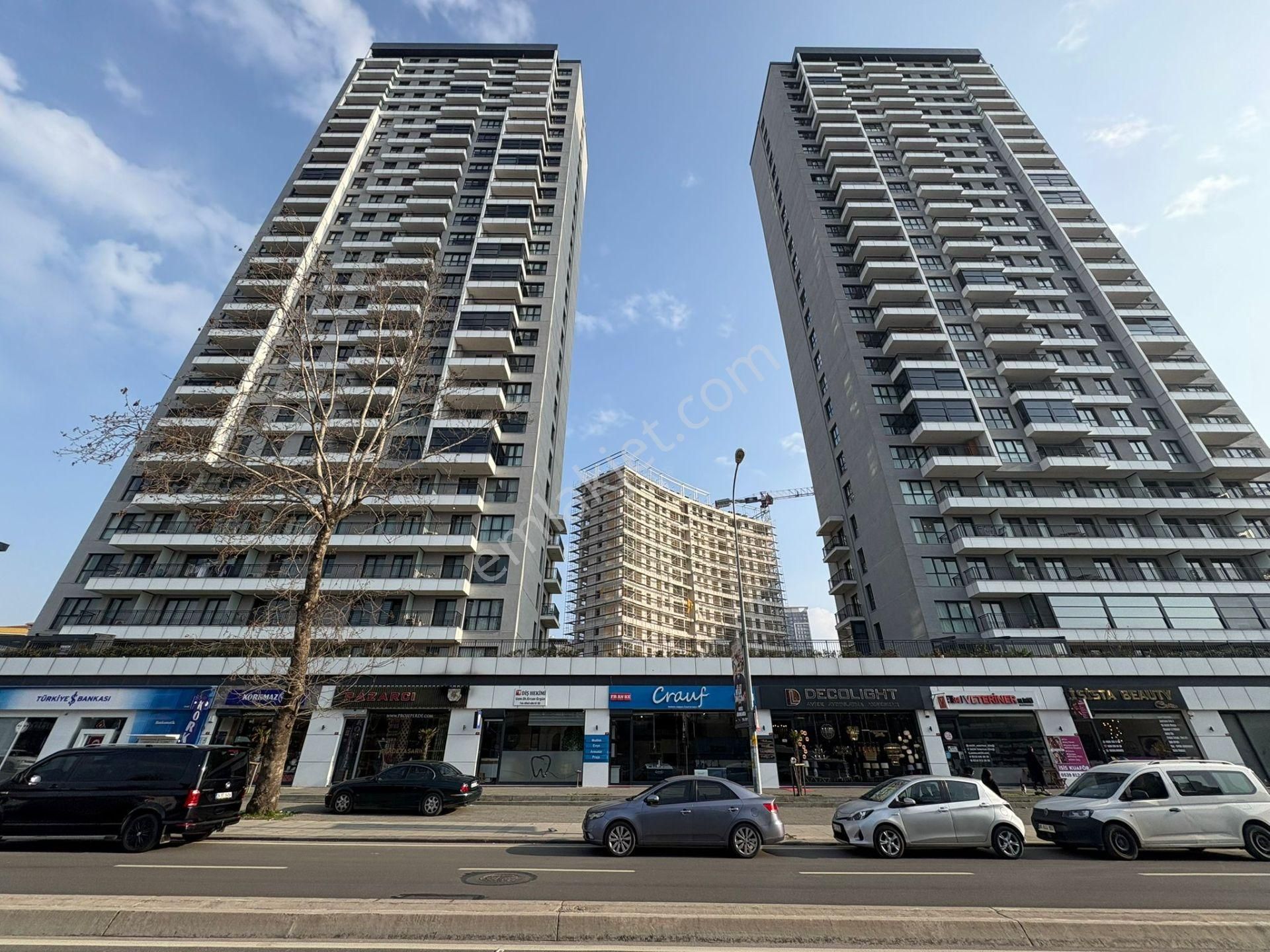 ▃artemin▃prava Kartal Sitesi'nde Ön Cephe Balkonlu 60m² Lüks 1+1 - Görsel 2