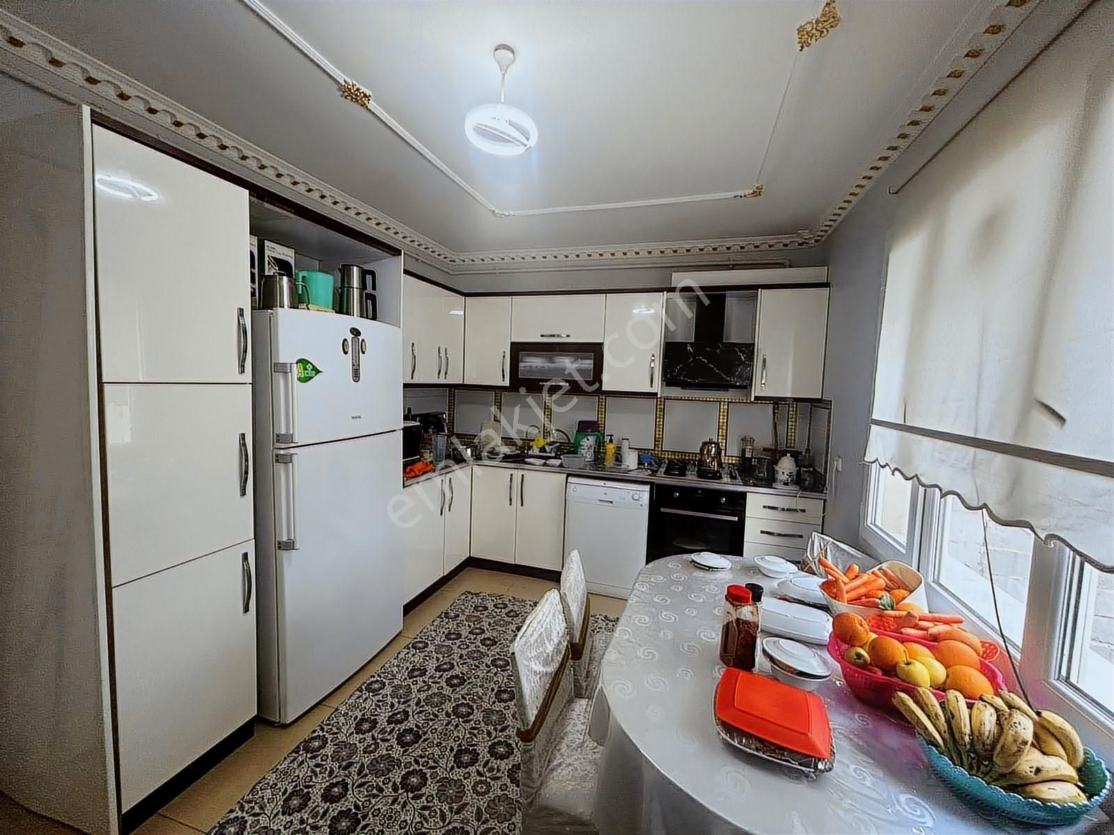 Millioğlu İnşaat'tan Mevlana'da Satılık 4 Katlı Müstakil Ev - Görsel 18