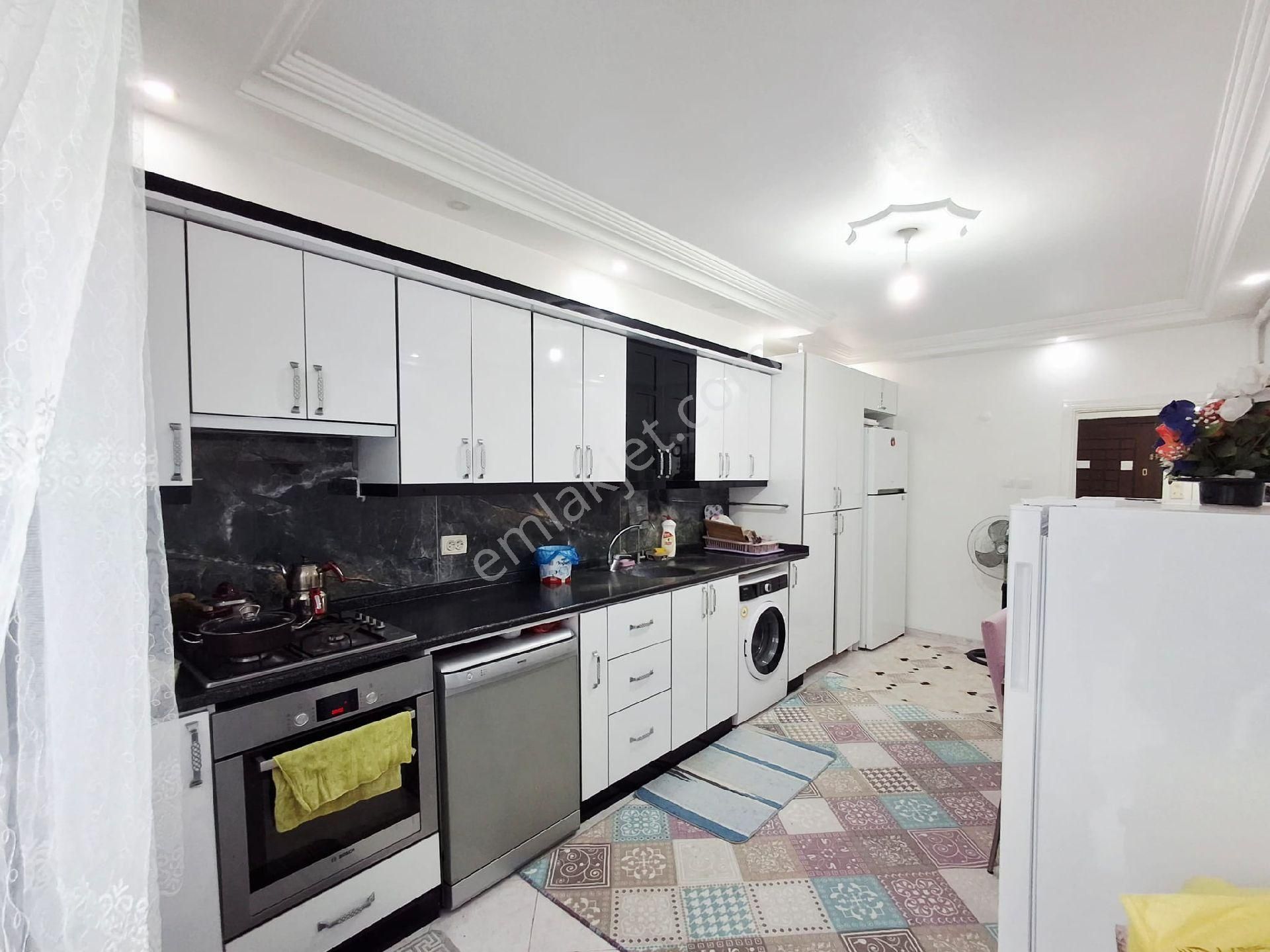 Evim-nur'dan Ömürevleri Mah. 3+1 2.kat 140m2 Asansörlü Fırsat Daire