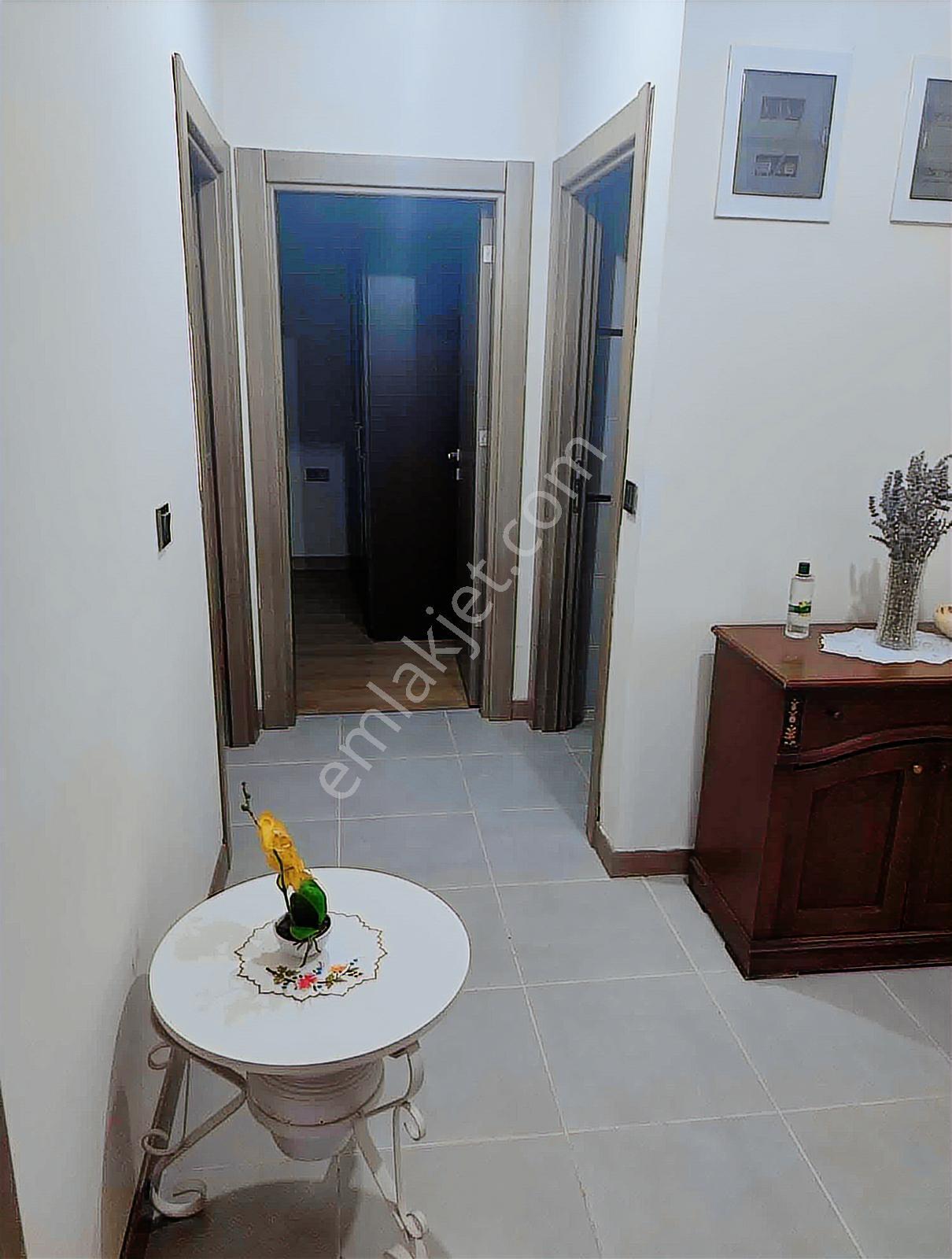 Hazar Gölü Gezinde Satılık 2+1 Tokı Dairesi, Eşyalıdır - Görsel 13