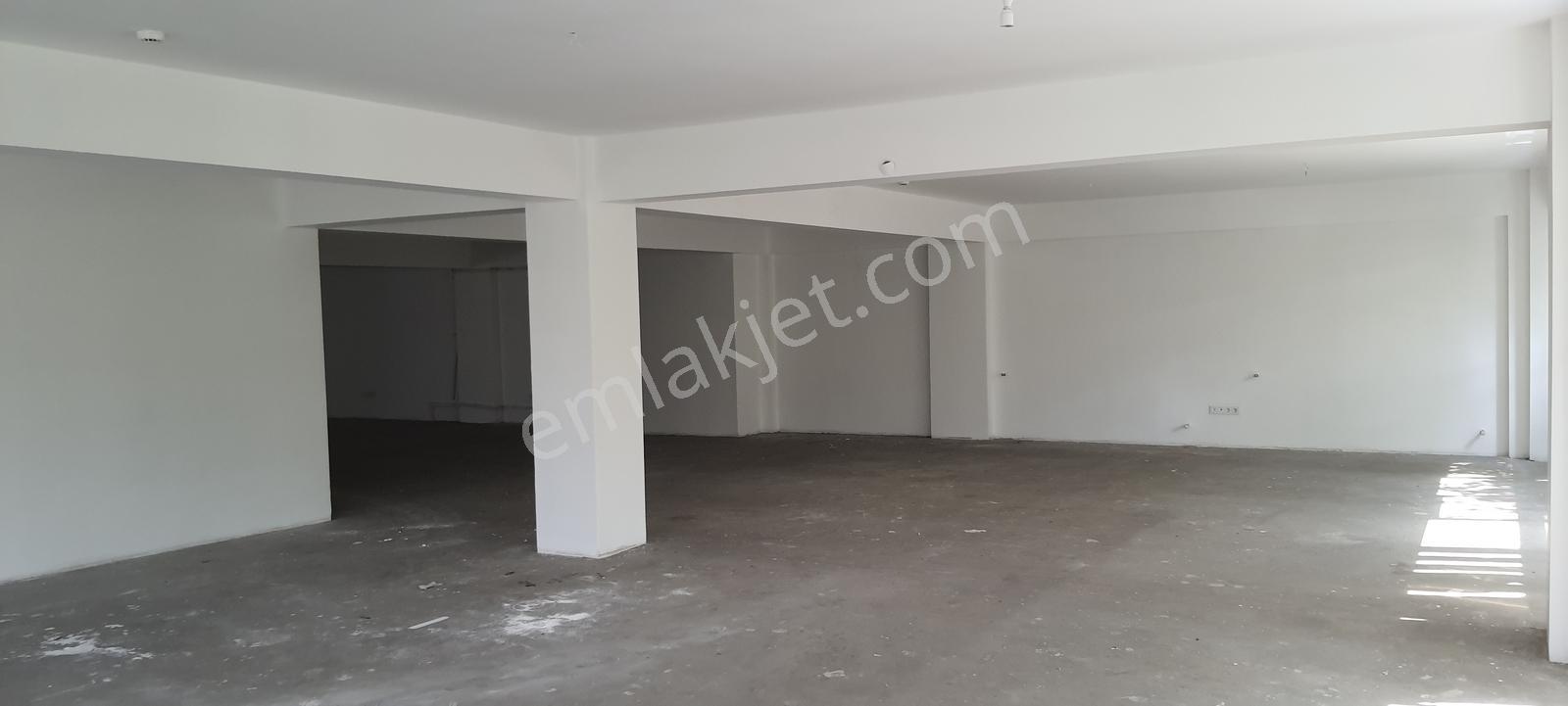 Karlıdağ İnci Pide Yanı 250m2+250 M2 +teras Kombi İmalat Mağaza - Görsel 3
