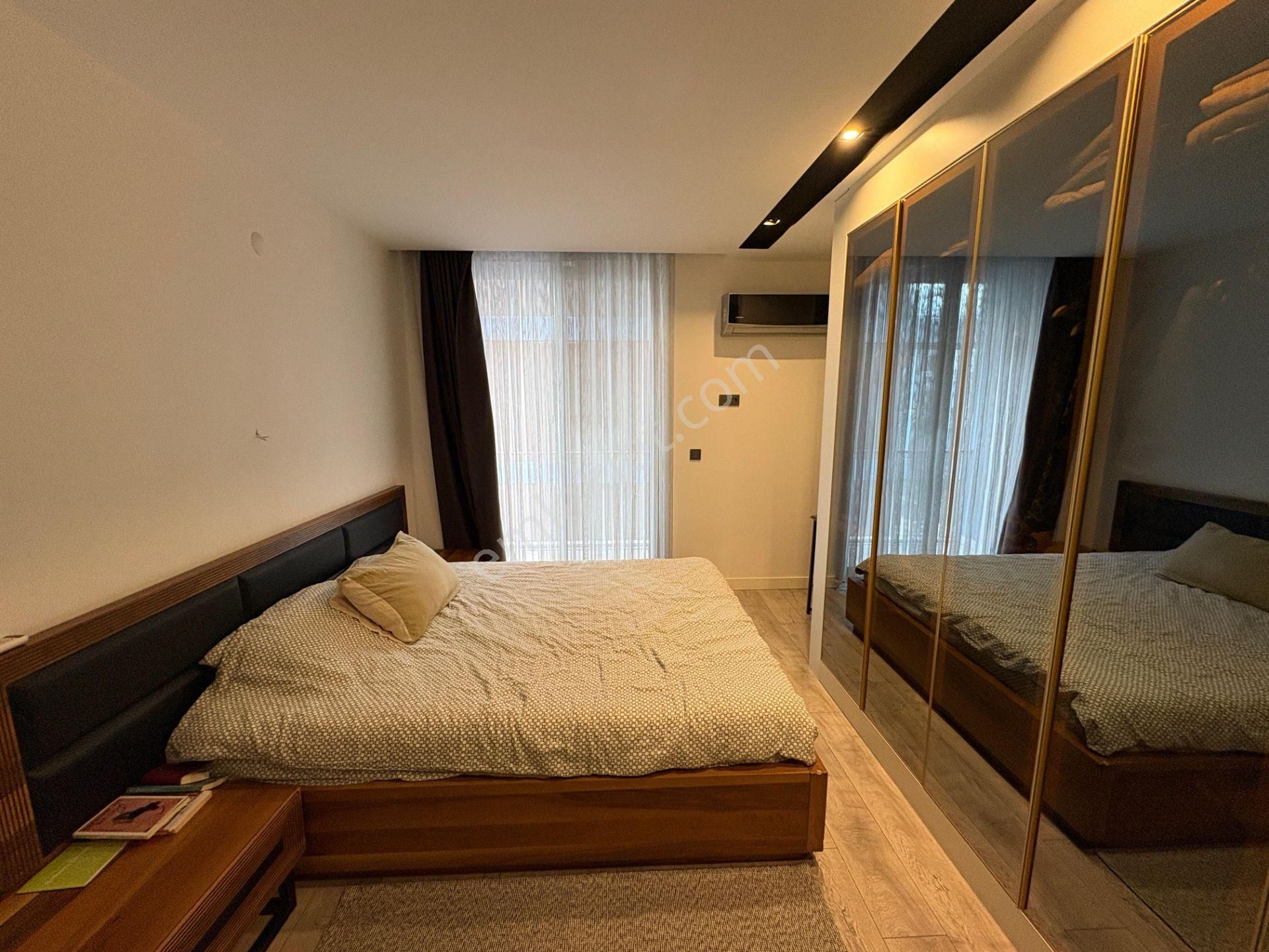 Zerdalilik 'te Lüks Site İçinde Güvenlikli K.otoparklı Havuzlu Arakat 2+1 - Görsel 13