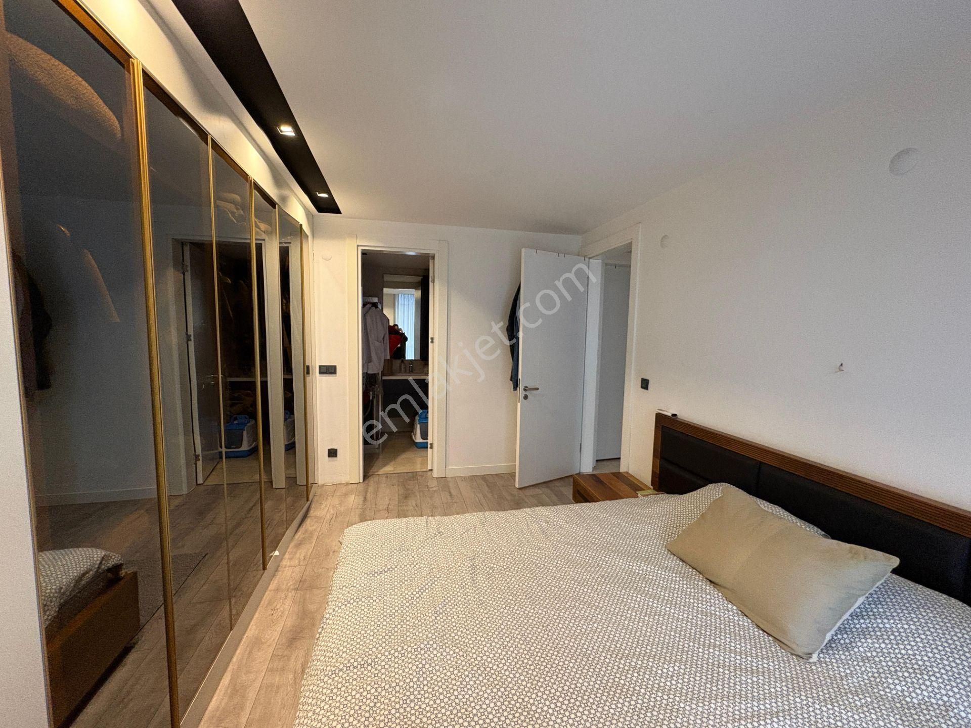 Zerdalilik 'te Lüks Site İçinde Güvenlikli K.otoparklı Havuzlu Arakat 2+1 - Görsel 14