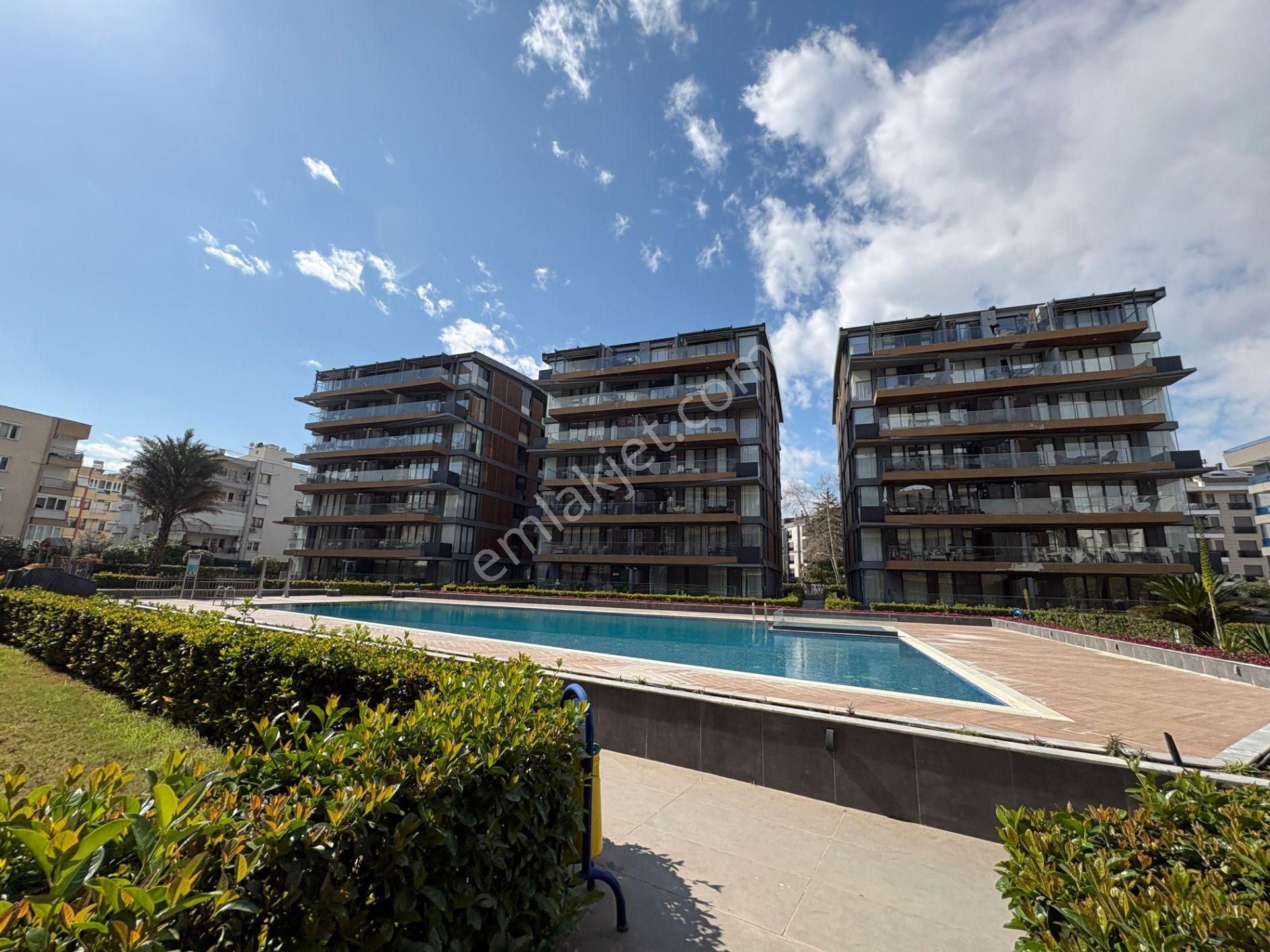 Zerdalilik 'te Lüks Site İçinde Güvenlikli K.otoparklı Havuzlu Arakat 2+1 - Görsel 27