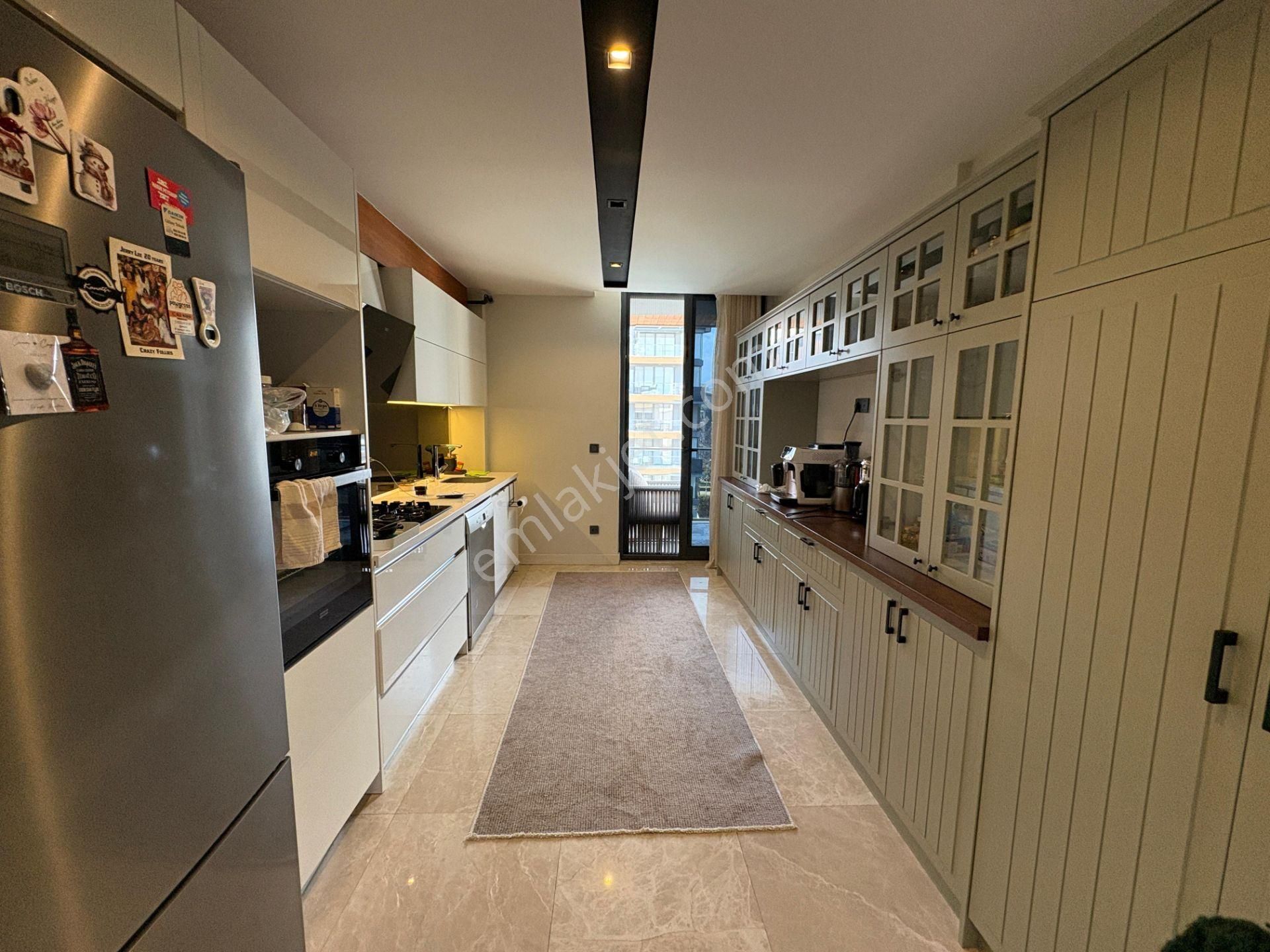 Zerdalilik 'te Lüks Site İçinde Güvenlikli K.otoparklı Havuzlu Arakat 2+1 - Görsel 7