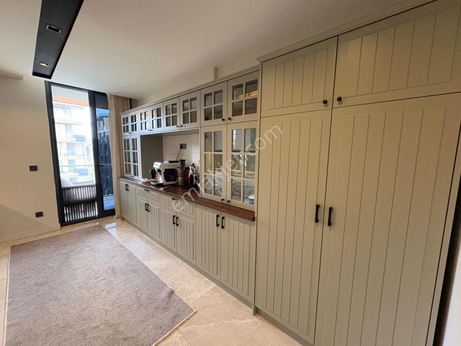 Zerdalilik 'te Lüks Site İçinde Güvenlikli K.otoparklı Havuzlu Arakat 2+1 - Görsel 9