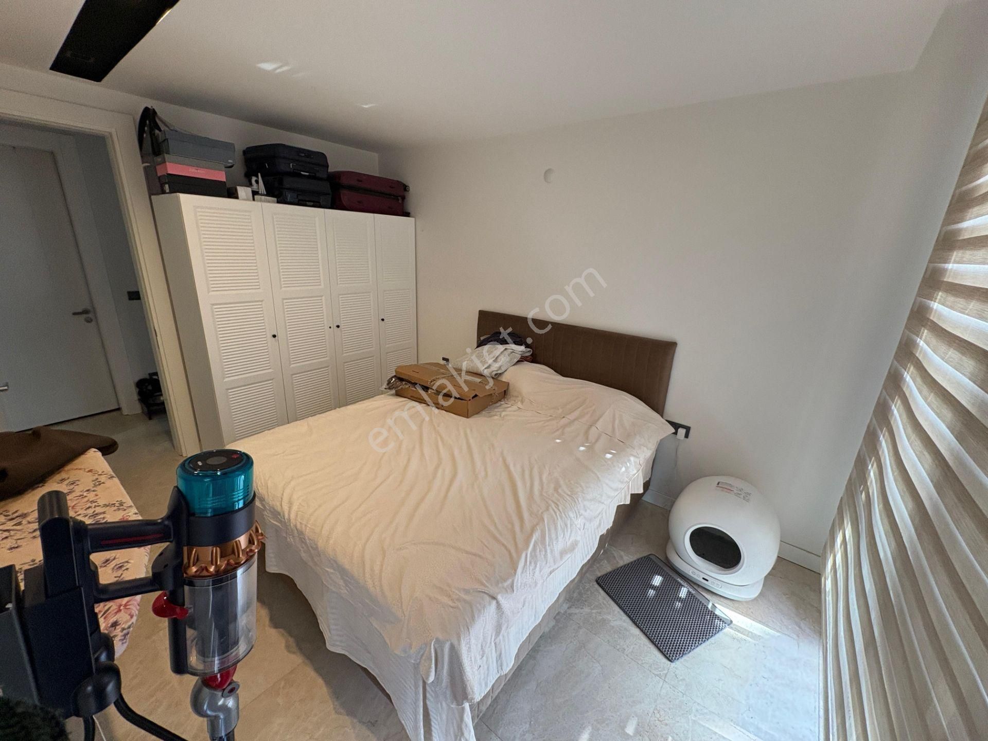 Zerdalilik 'te Lüks Site İçinde Güvenlikli K.otoparklı Havuzlu Arakat 2+1 - Görsel 15