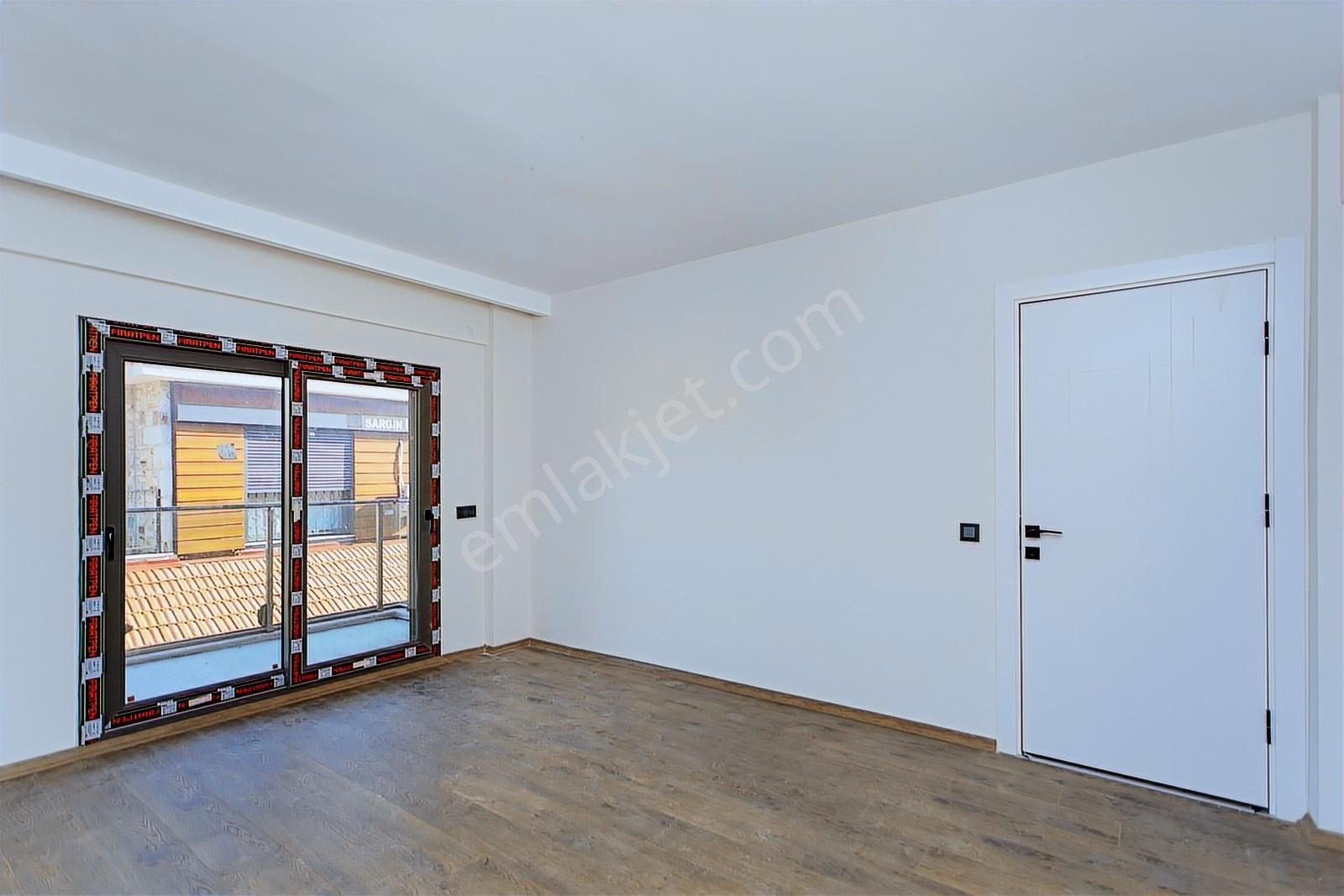 Foça Bağarası Kazım Dirik Mah. Satılık 2+1 Daire - Görsel 28