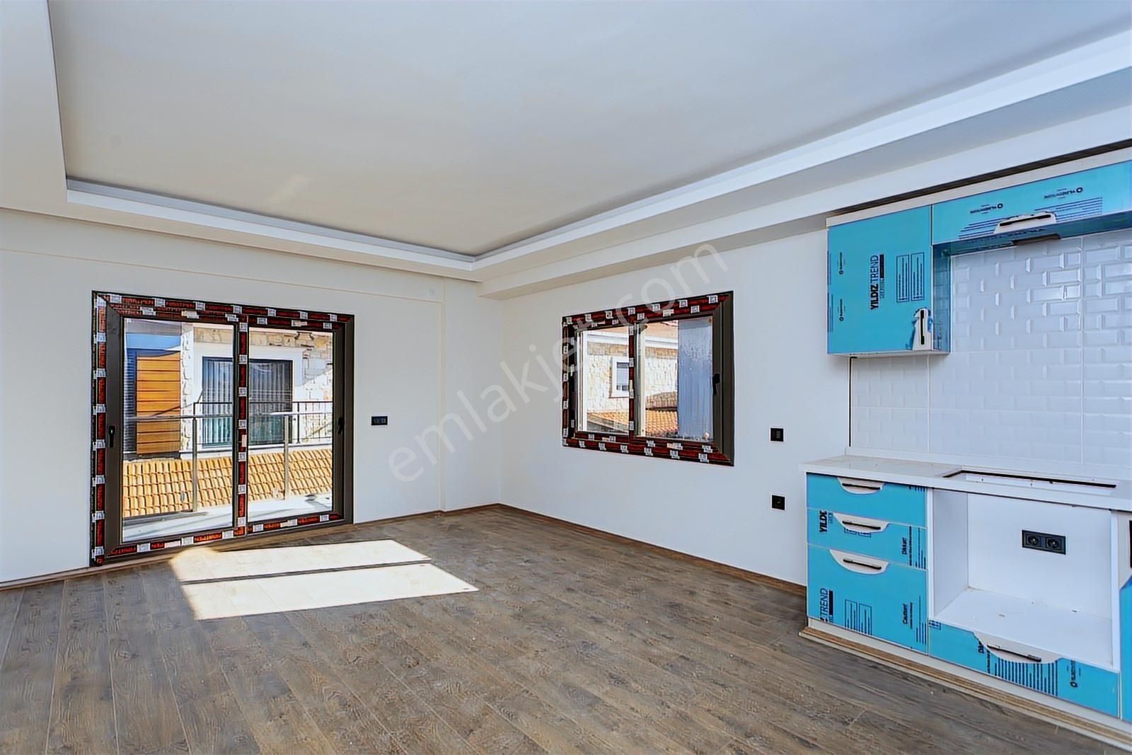 Foça Bağarası Kazım Dirik Mah. Satılık 2+1 Daire - Görsel 34