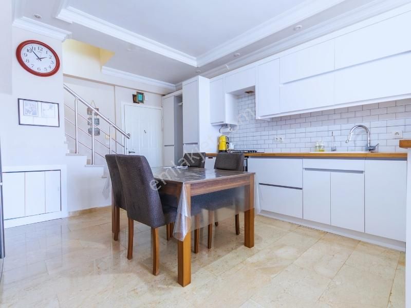 Belek Bankoğlu Sitesi'nde Havuzlu İngiliz Tasarım 3+1 Dubleks - Görsel 7