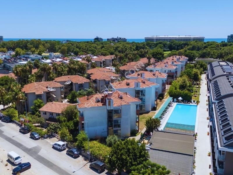 Belek Bankoğlu Sitesi'nde Havuzlu İngiliz Tasarım 3+1 Dubleks - Görsel 8