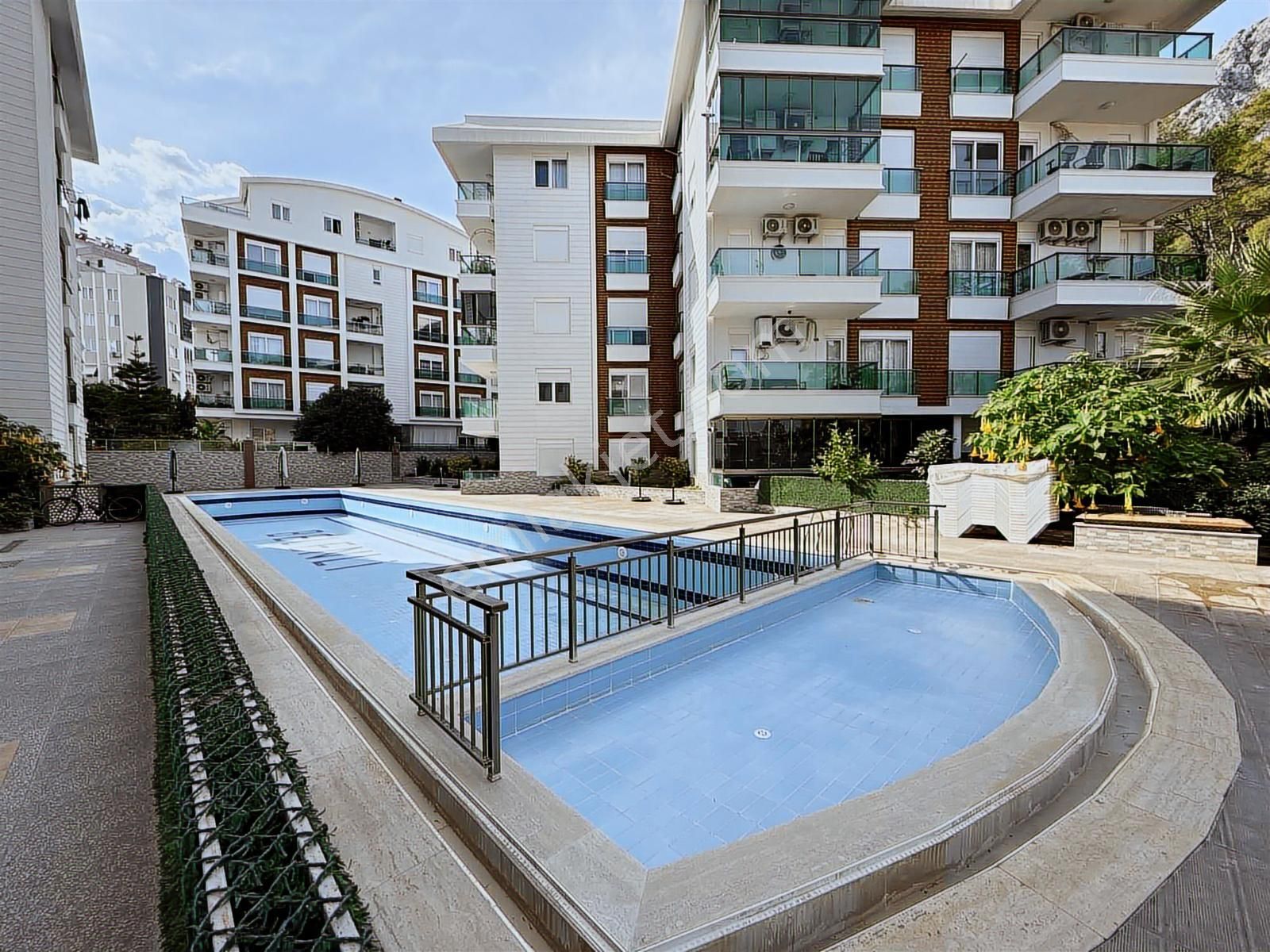 Konyaaltı Sarısu Green City'de Havuz Manzaralı Ara Kat 2+1 - Görsel 33