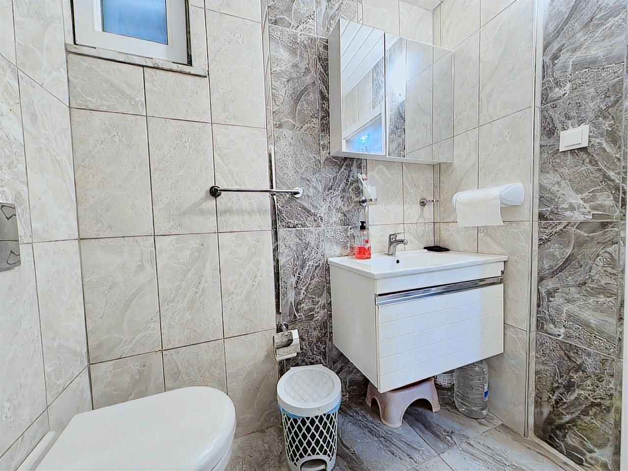 Belek'te Site İçi Havuzlu Plaja 1 Km Mesafede Bakımlı 5+1 Villa - Görsel 7