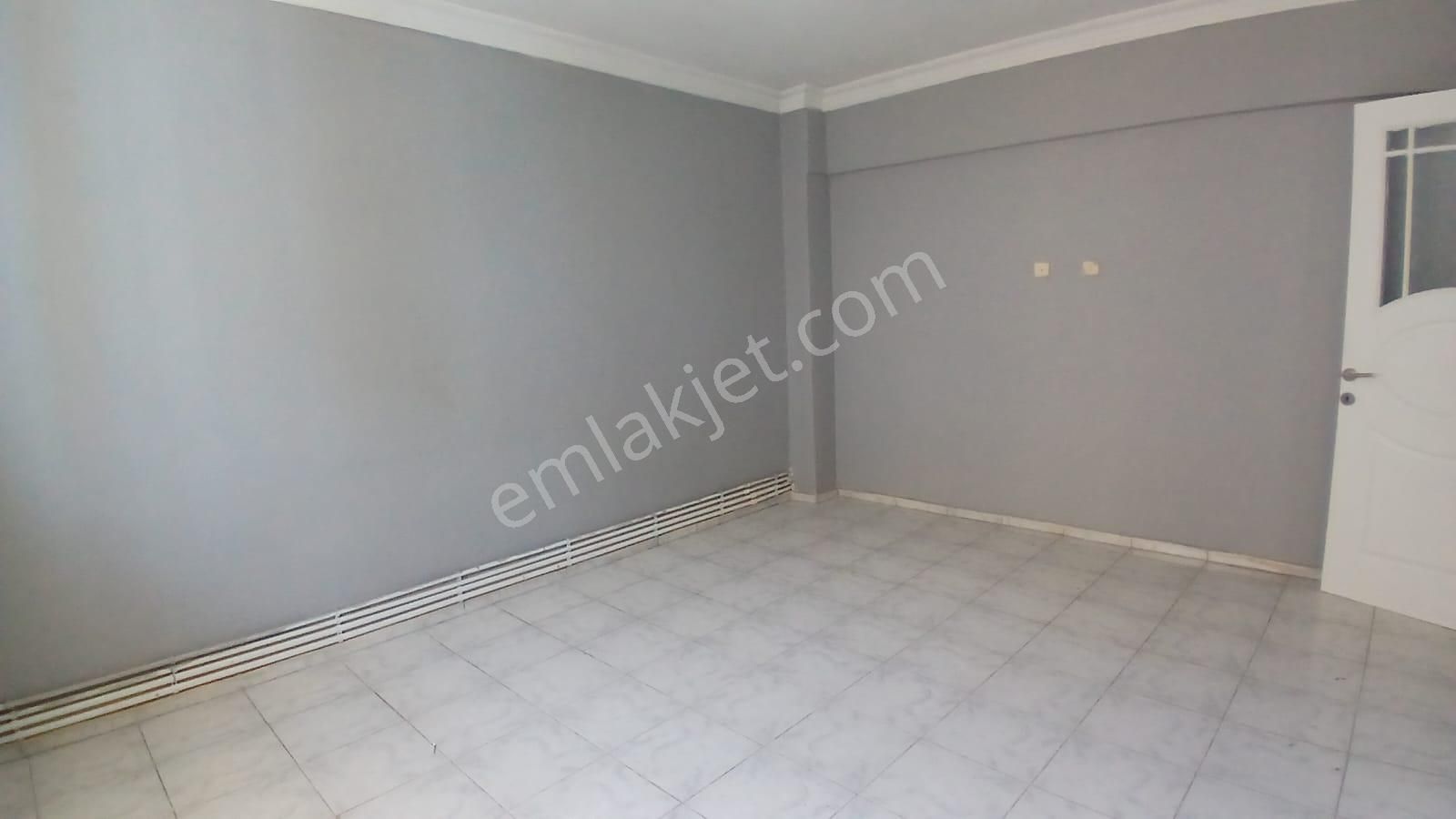 Onur Mahallesinde Kullanışlı Arsa Ve 3 Katlı Bina - Görsel 11