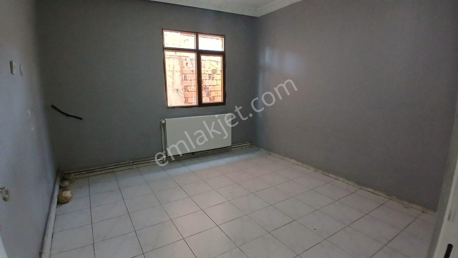 Onur Mahallesinde Kullanışlı Arsa Ve 3 Katlı Bina - Görsel 14