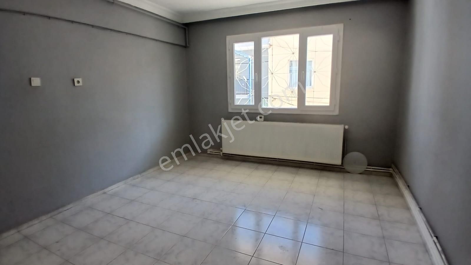 Onur Mahallesinde Kullanışlı Arsa Ve 3 Katlı Bina - Görsel 12