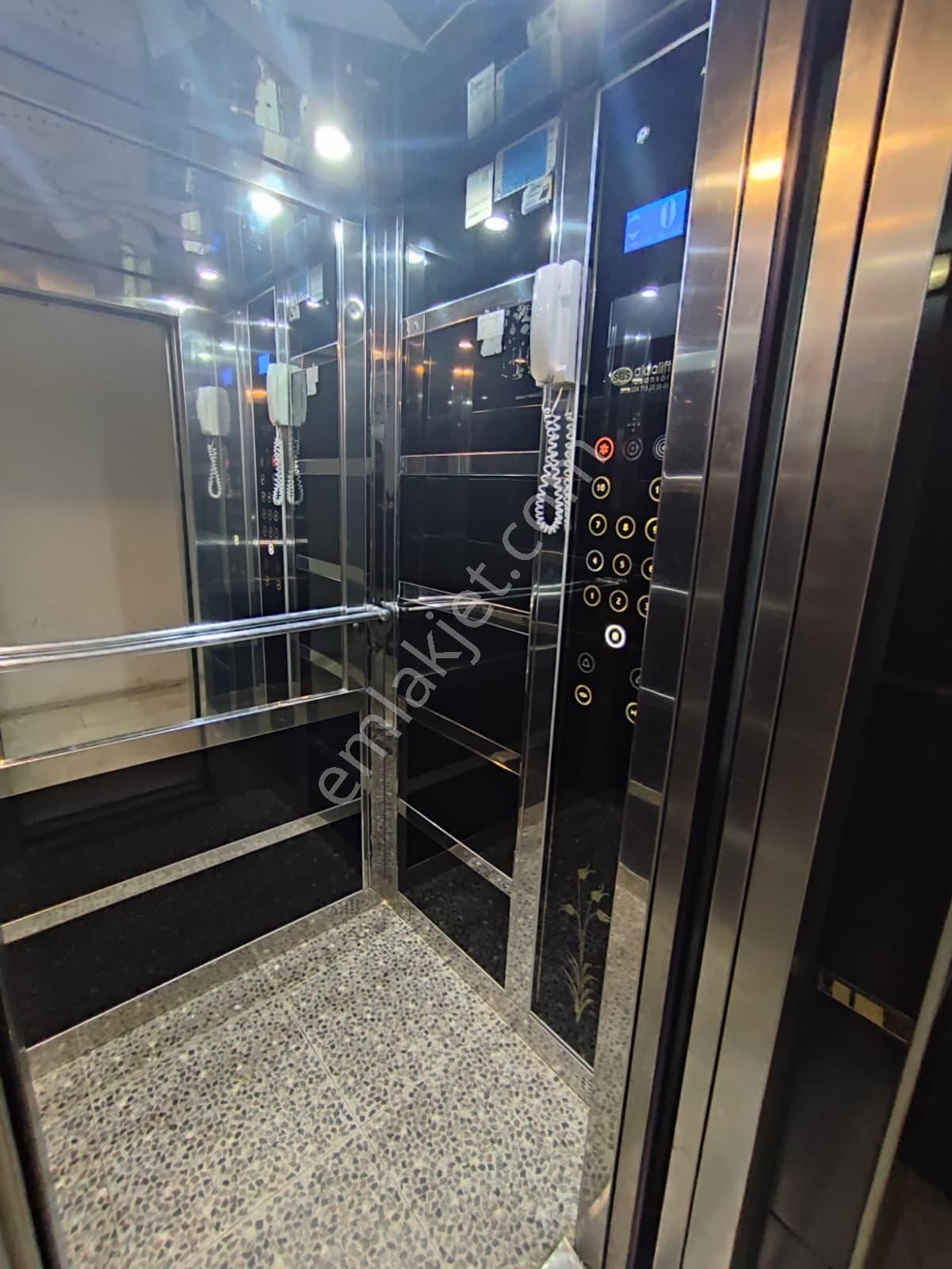 Erdemli Yukarı Alata Siteiçi Kaloriferli 205 M² Ultra Geniş 3+1 - Görsel 19