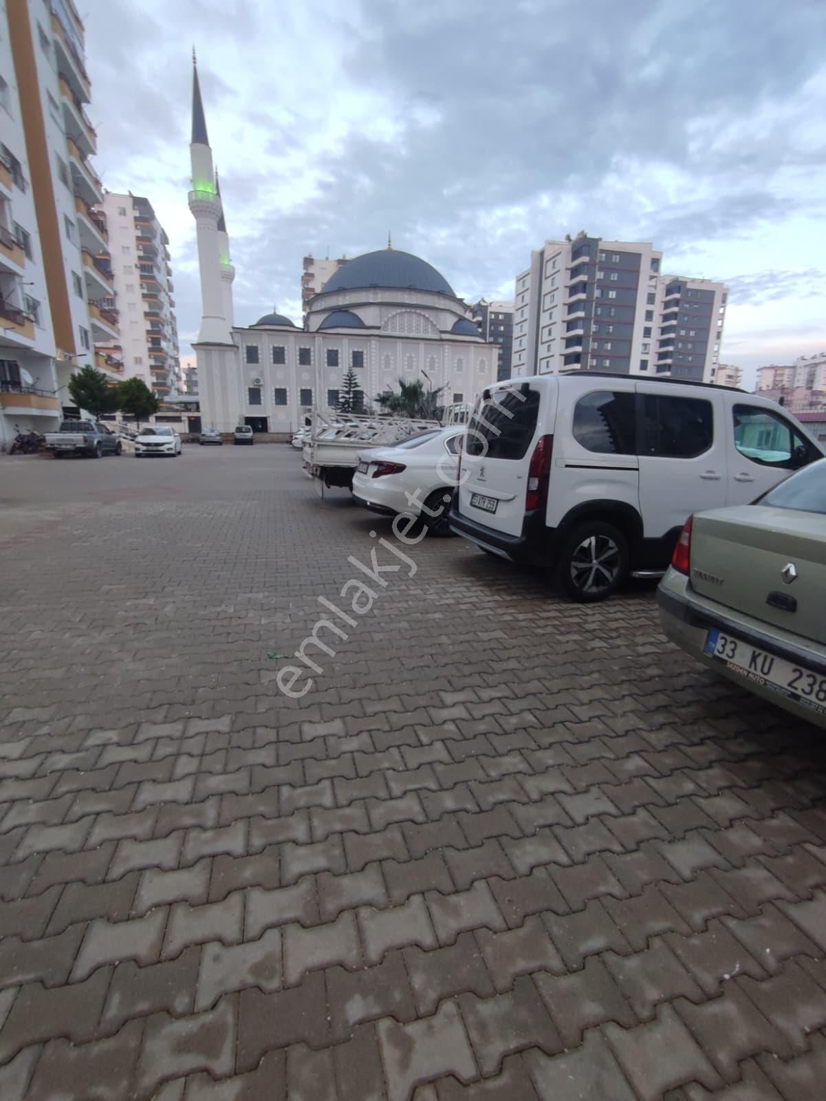 Erdemli Yukarı Alata Siteiçi Kaloriferli 205 M² Ultra Geniş 3+1 - Görsel 13