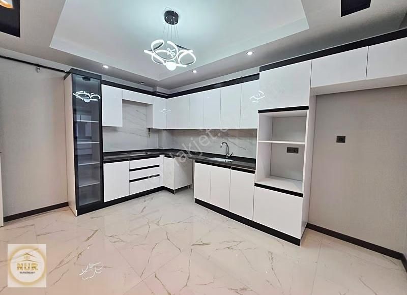 Nur Yapı'dan Süleymaniye Mahallesinde Acil Satılık 2+1 Arakat !! - Görsel 12