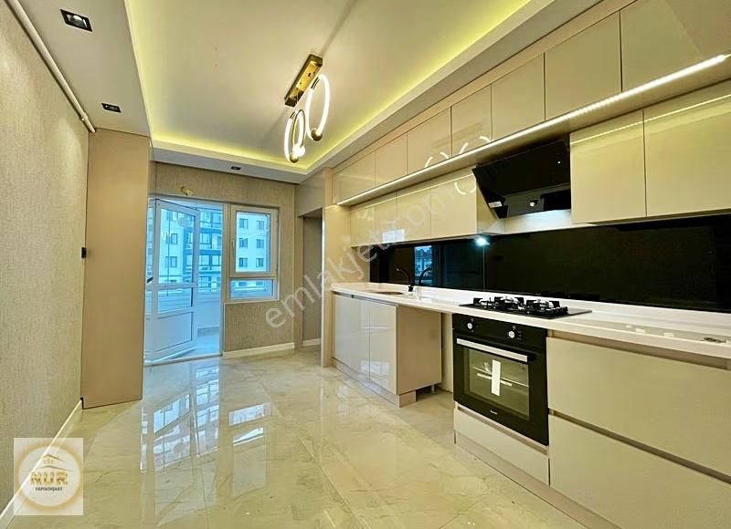 Nur Yapı'dan Krediye Uygun Çiftcephe Caddeye Yakın 2+1arakatı! - Görsel 3