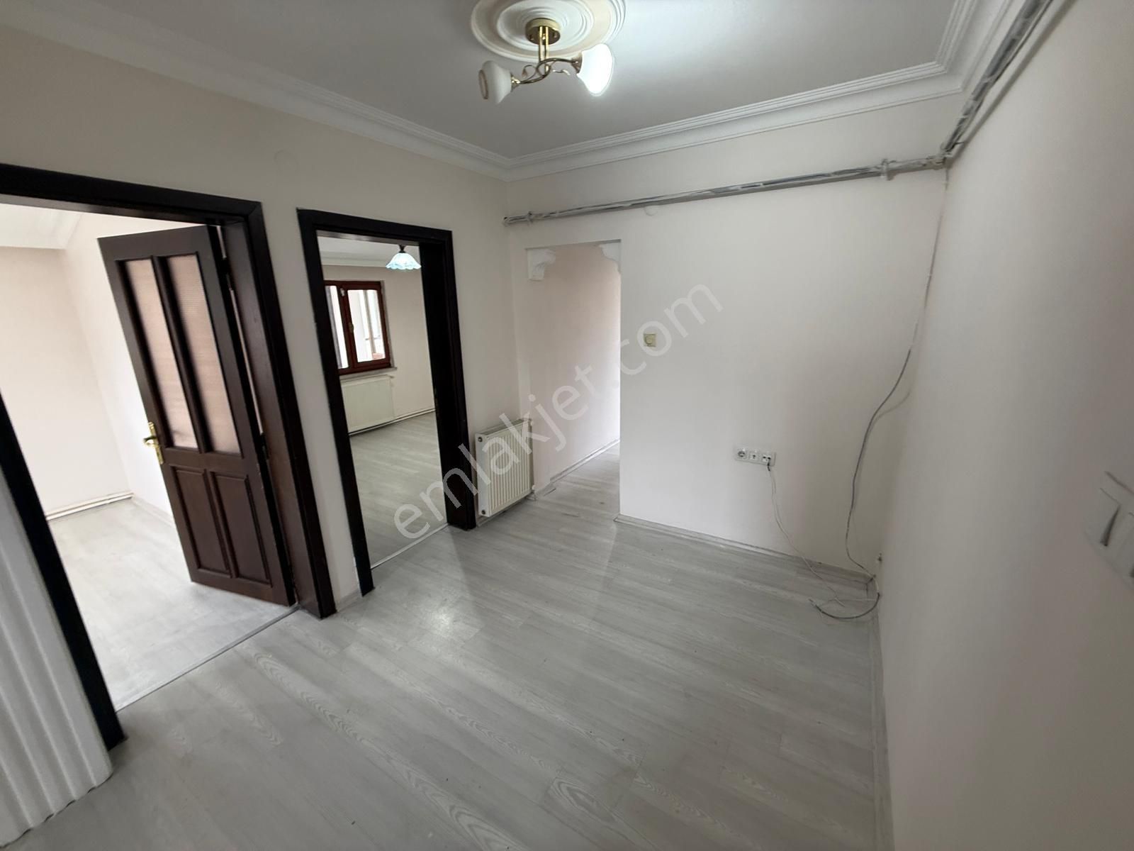 Trabzon Karşıyaka'da Kiralık 2+1 Daire - Görsel 4