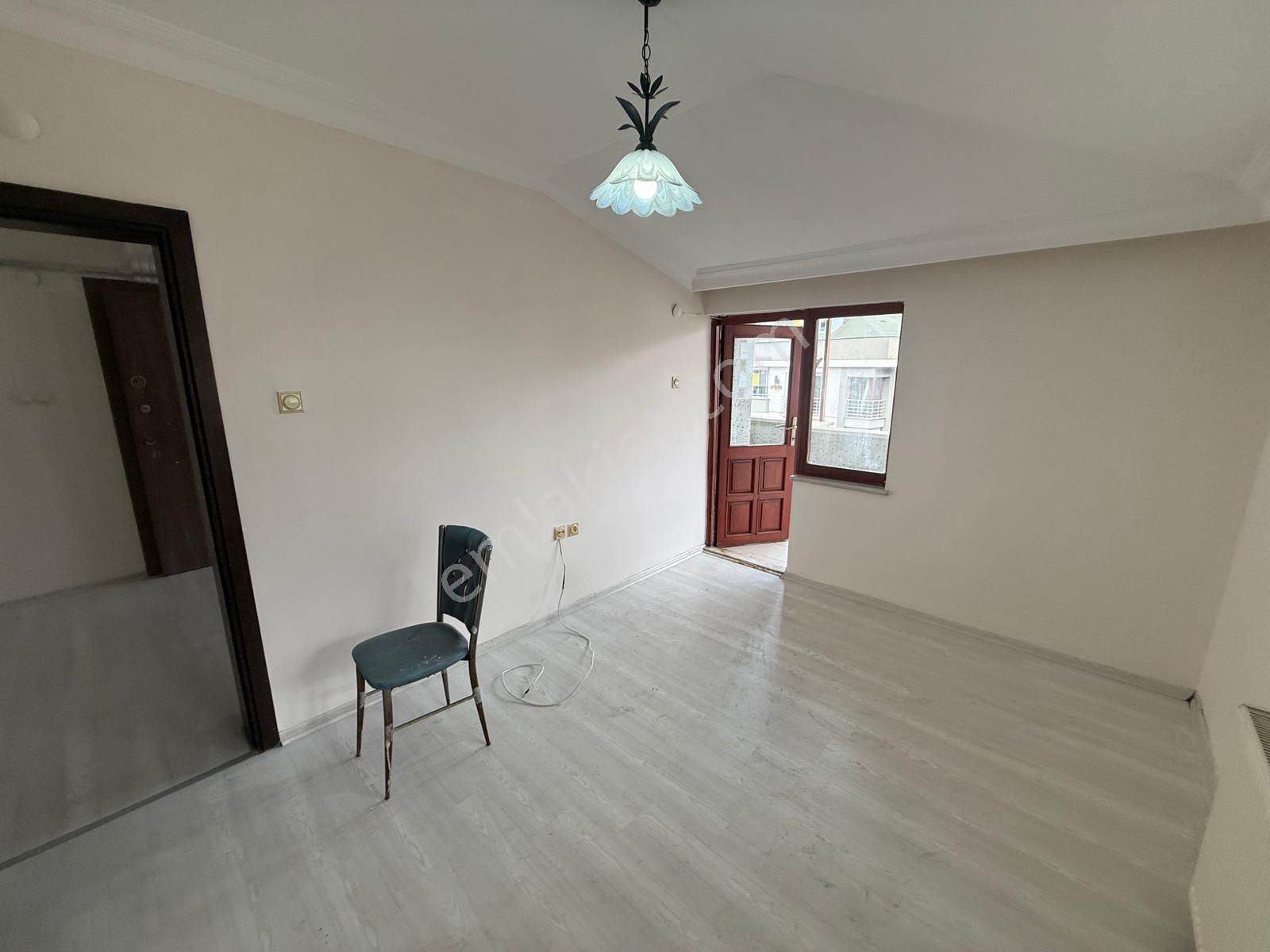 Trabzon Karşıyaka'da Kiralık 2+1 Daire - Görsel 8