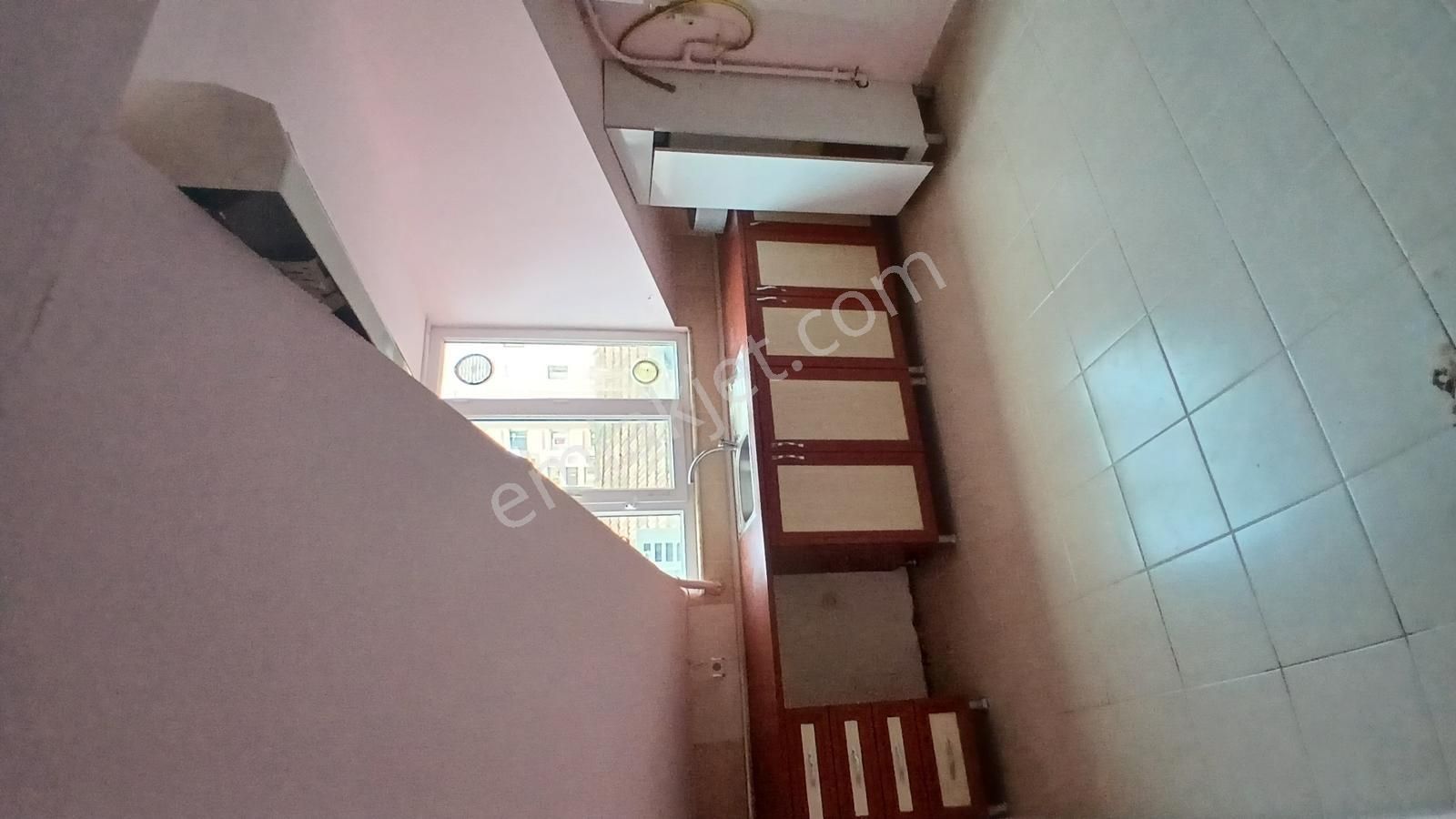 Ataşehir İçerenköyde Teraslı Masrafsız Genç Binada Kiralık Daire - Görsel 8