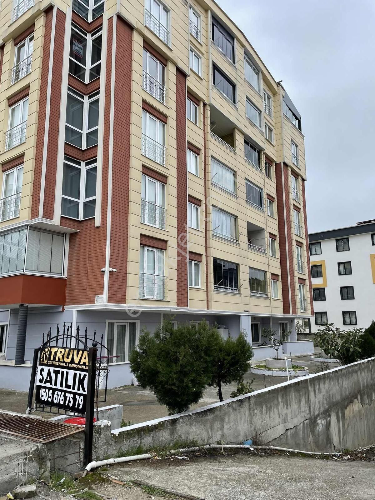 Truva//onur Gündüzcü'den Cağaloğluna Yakın Satılık 2+1