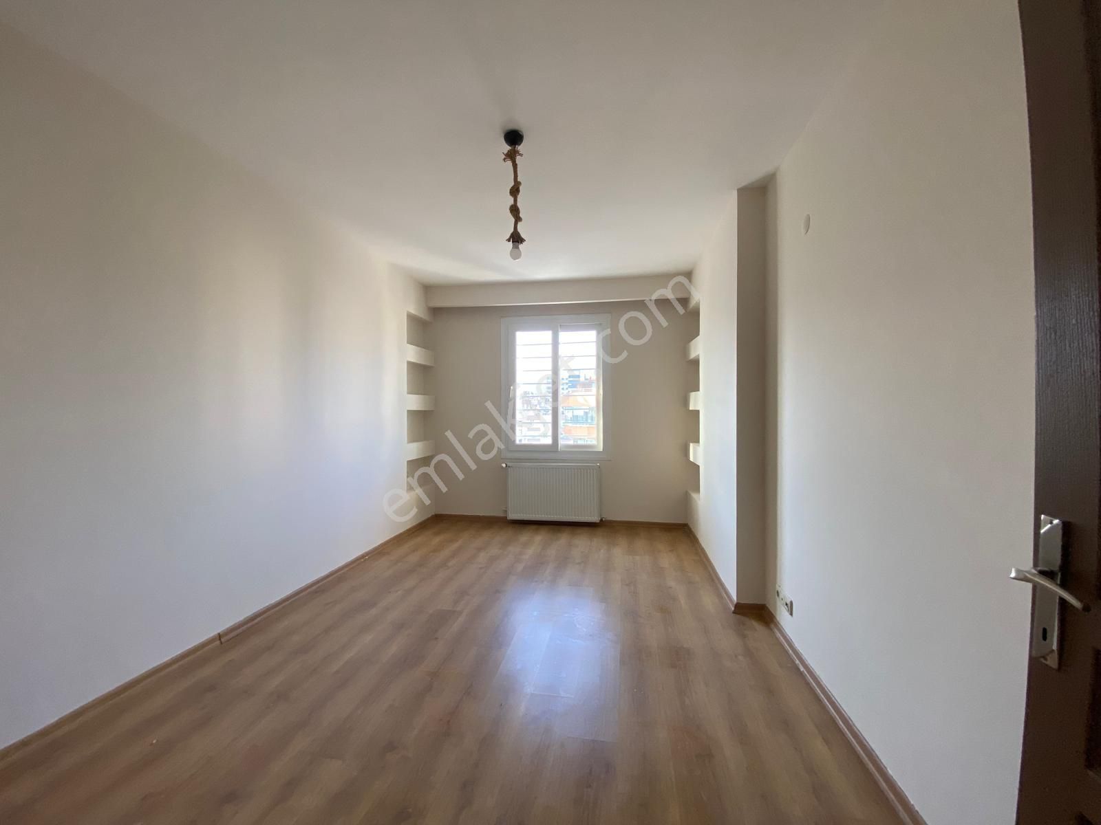 Lemas Emlak : Barbaros Mah 4+1 Kiralık Daire - Görsel 12