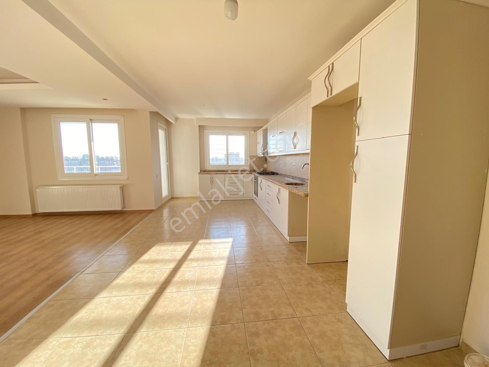 Lemas Emlak : Barbaros Mah 4+1 Kiralık Daire - Görsel 4