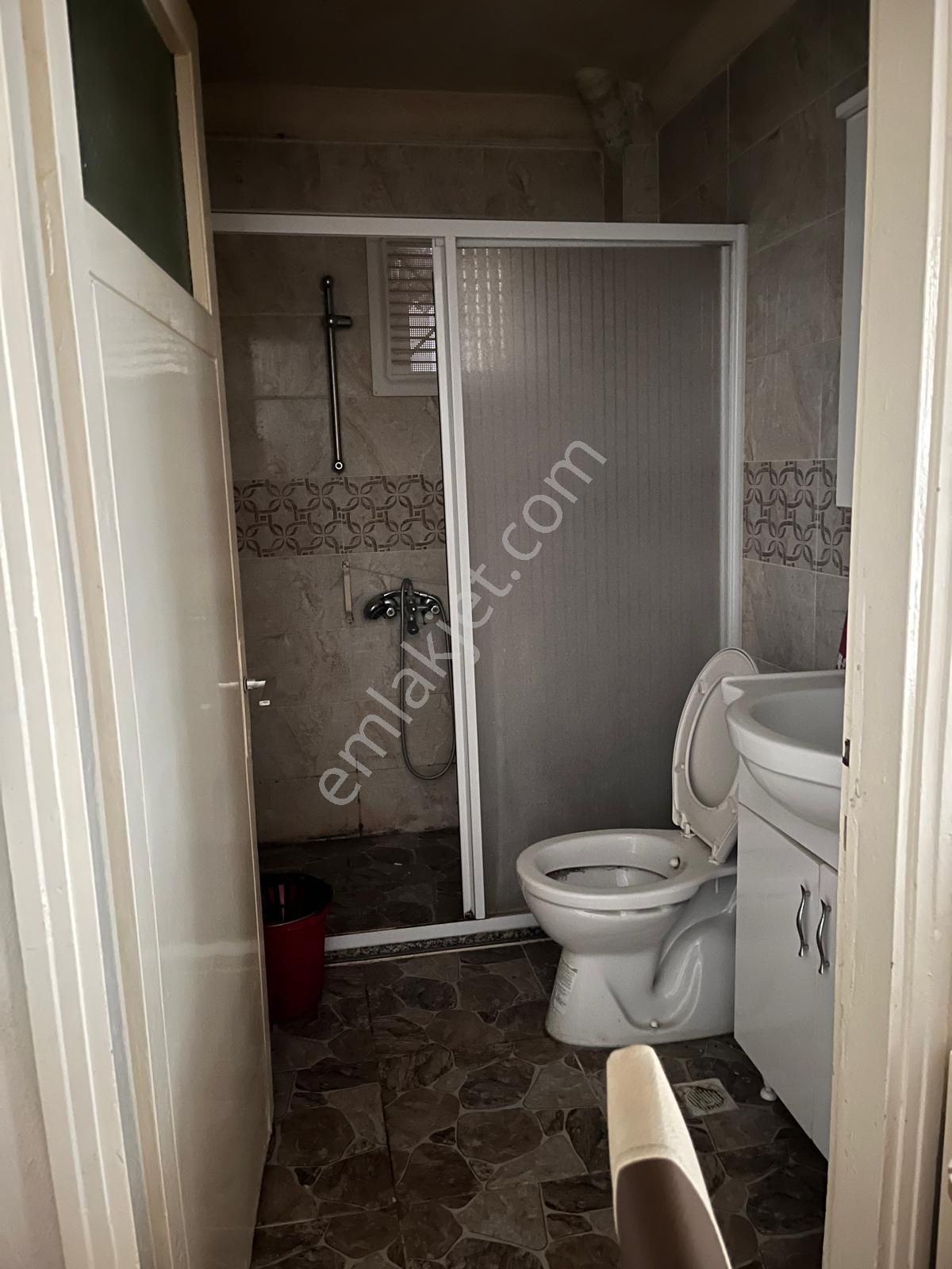 Bursa Emirsultanda 2+1 4.(arakat) Kombili Cadde Üzeri Daire - Görsel 4