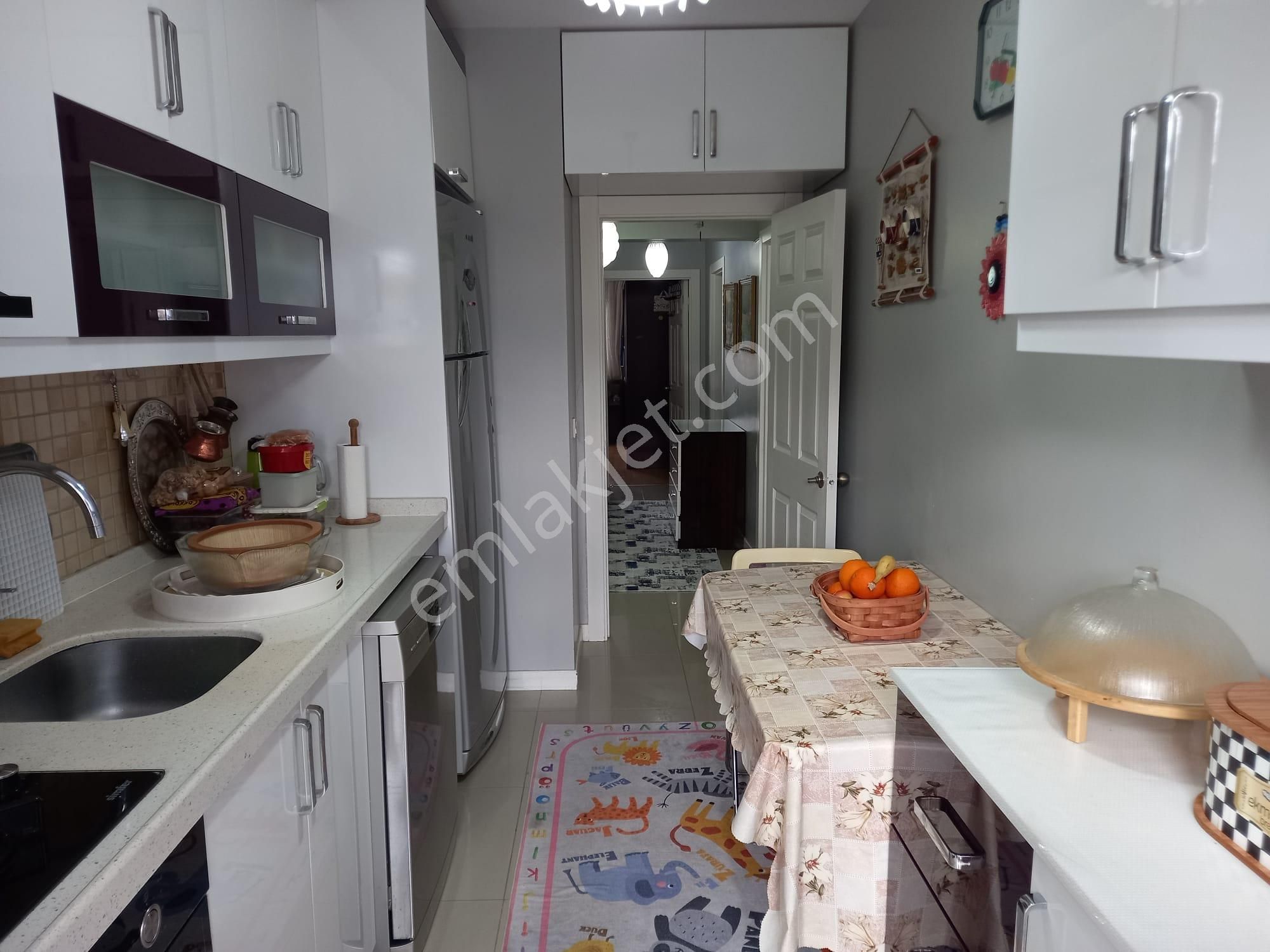 Armina Evlerinde Tadilatlı Satılık 2+1 Daire - Görsel 11