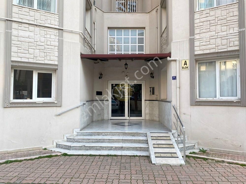 Hb'den 3+1 Kiralık Daire, Site İçi, Ara Kat, Merkezi Doğalgaz, Ebeveyn Banyo, Otopark - Görsel 31