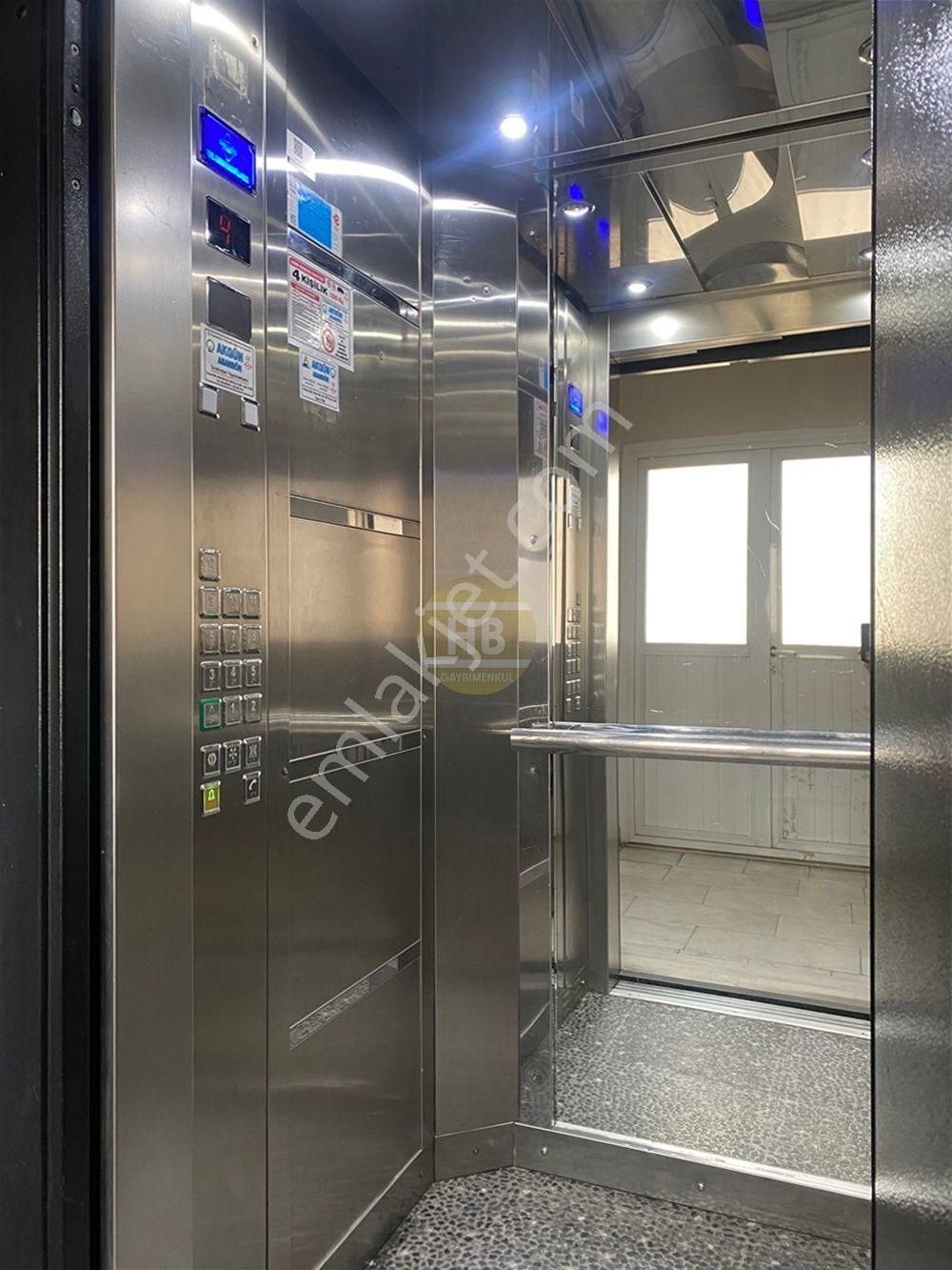 Hb'den 3+1 Kiralık Daire, Site İçi, Ara Kat, Merkezi Doğalgaz, Ebeveyn Banyo, Otopark - Görsel 29