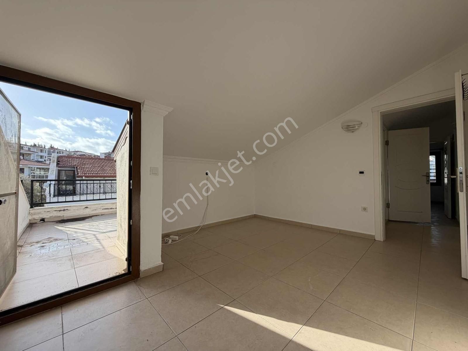 Datça Eğriderede Doğa Manzaralı 3+1 Çatı Katı Kiralık Daire - Görsel 20