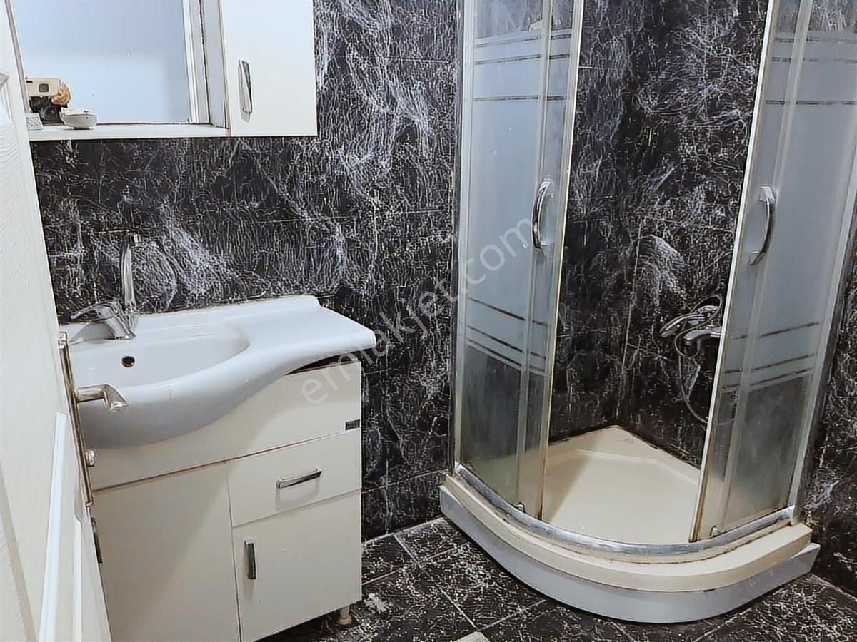 Cumhuriyet Mah.de 2+1 70 M2 Bahçe Kullanımlı Daire - Görsel 15