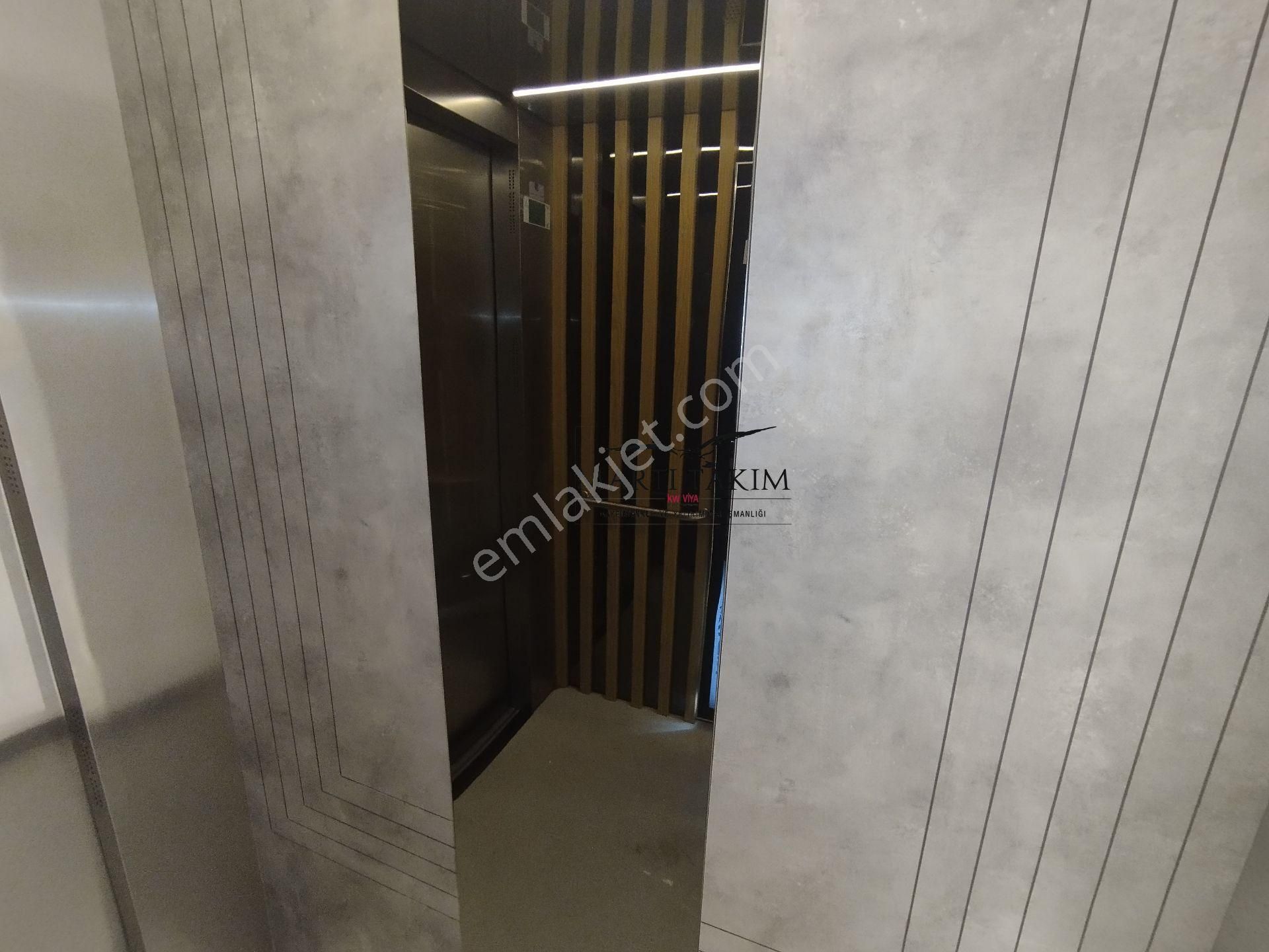 Bayraklı Manavkuyu Da Tahsin Özdemir'den Sıfır 3+1 Kiralık Daire - Görsel 27