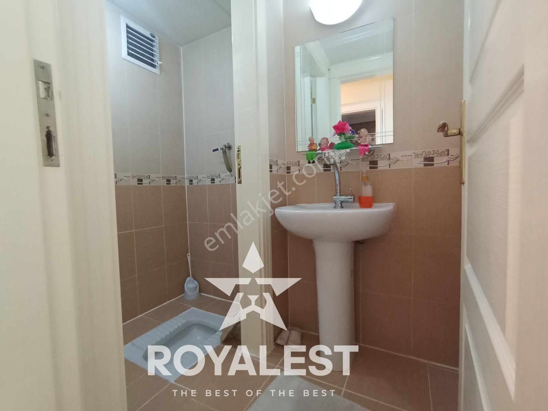 Royalest'ten Abdülhamit Han Çevreyolu Yanı Temiz Ve Bakımlı 3+1 - Görsel 15