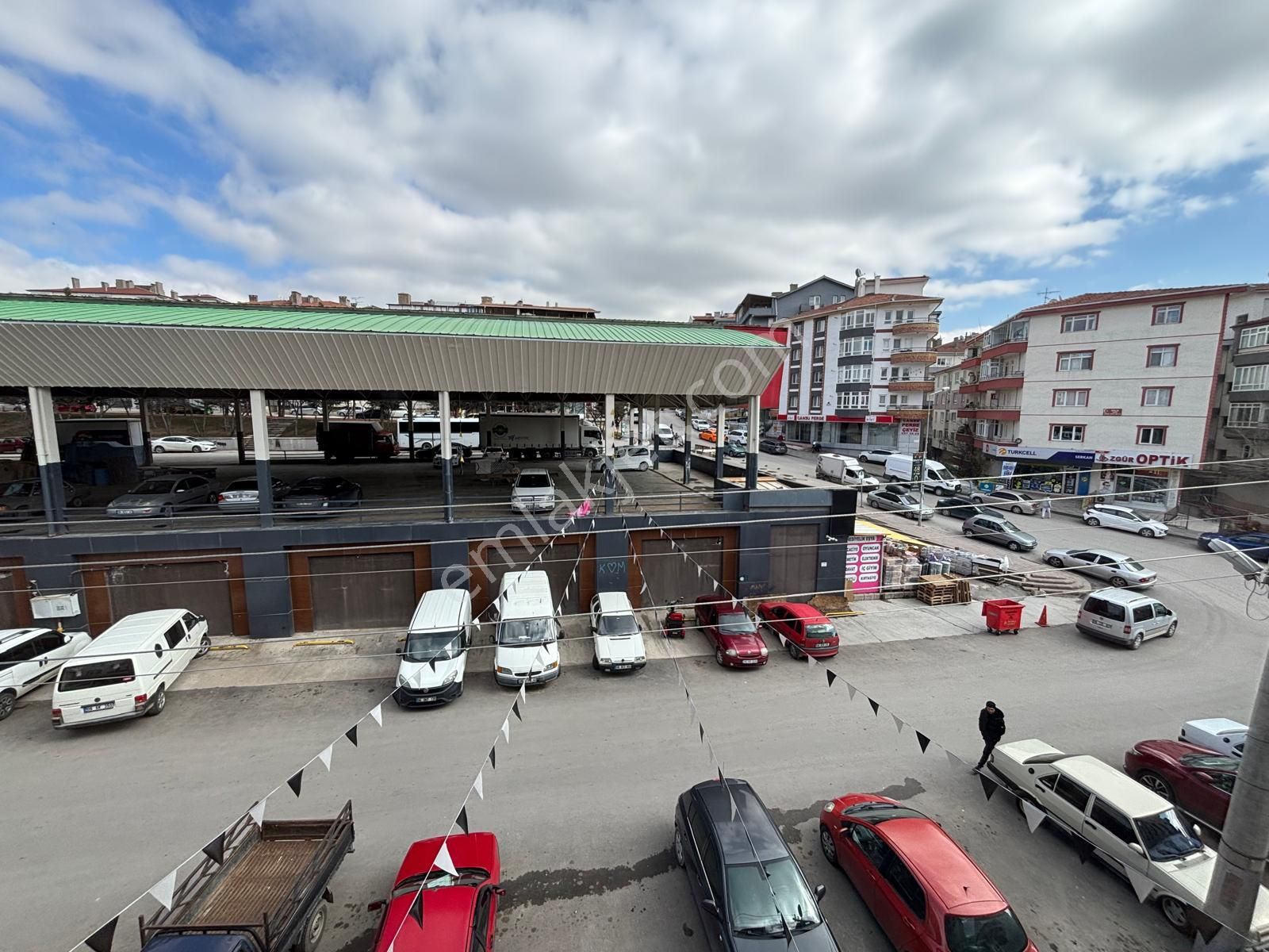 Taşcılar'dan Salı Pazarı Yanı Ara Kat Masrafsız 3+1 Fırsat Daire - Görsel 13