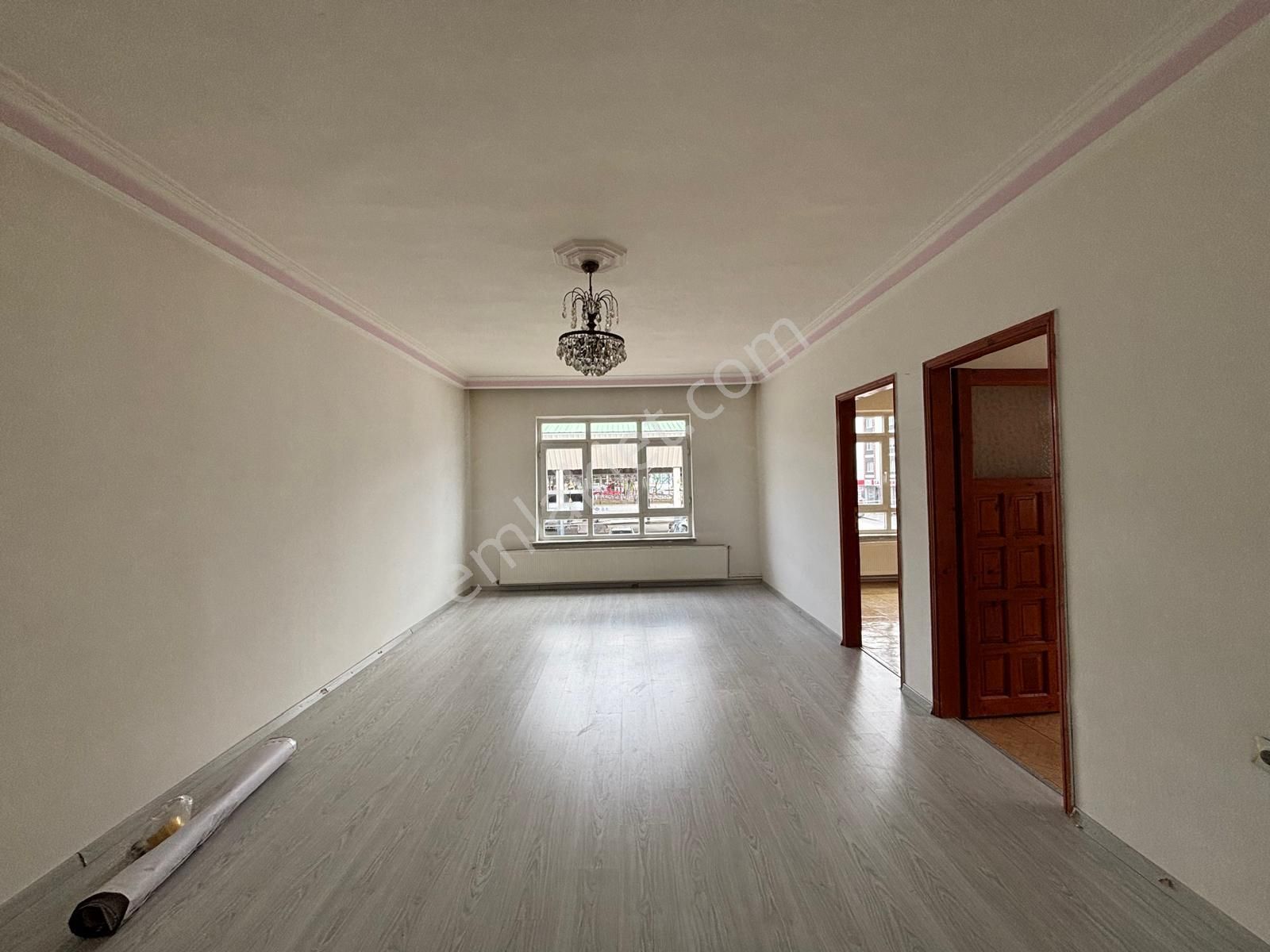 Taşcılar'dan Salı Pazarı Yanı Ara Kat Masrafsız 3+1 Fırsat Daire - Görsel 5