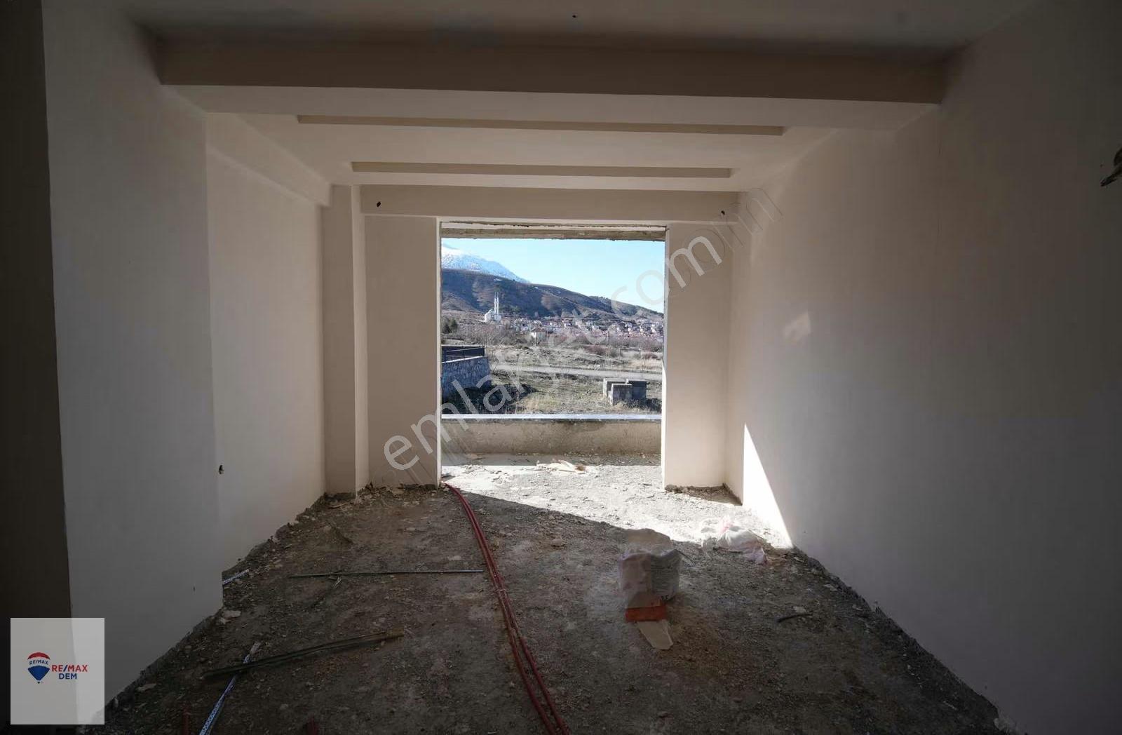 Remax Dem'den Yaylabaşı' Da 12+2 Satılık Villa - Görsel 26