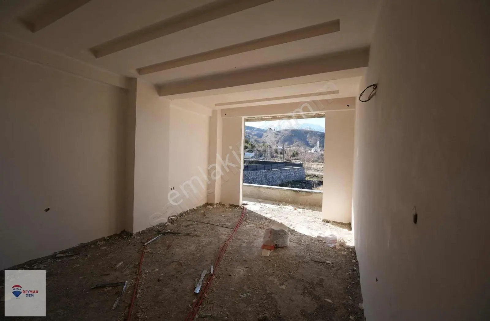 Remax Dem'den Yaylabaşı' Da 12+2 Satılık Villa - Görsel 5