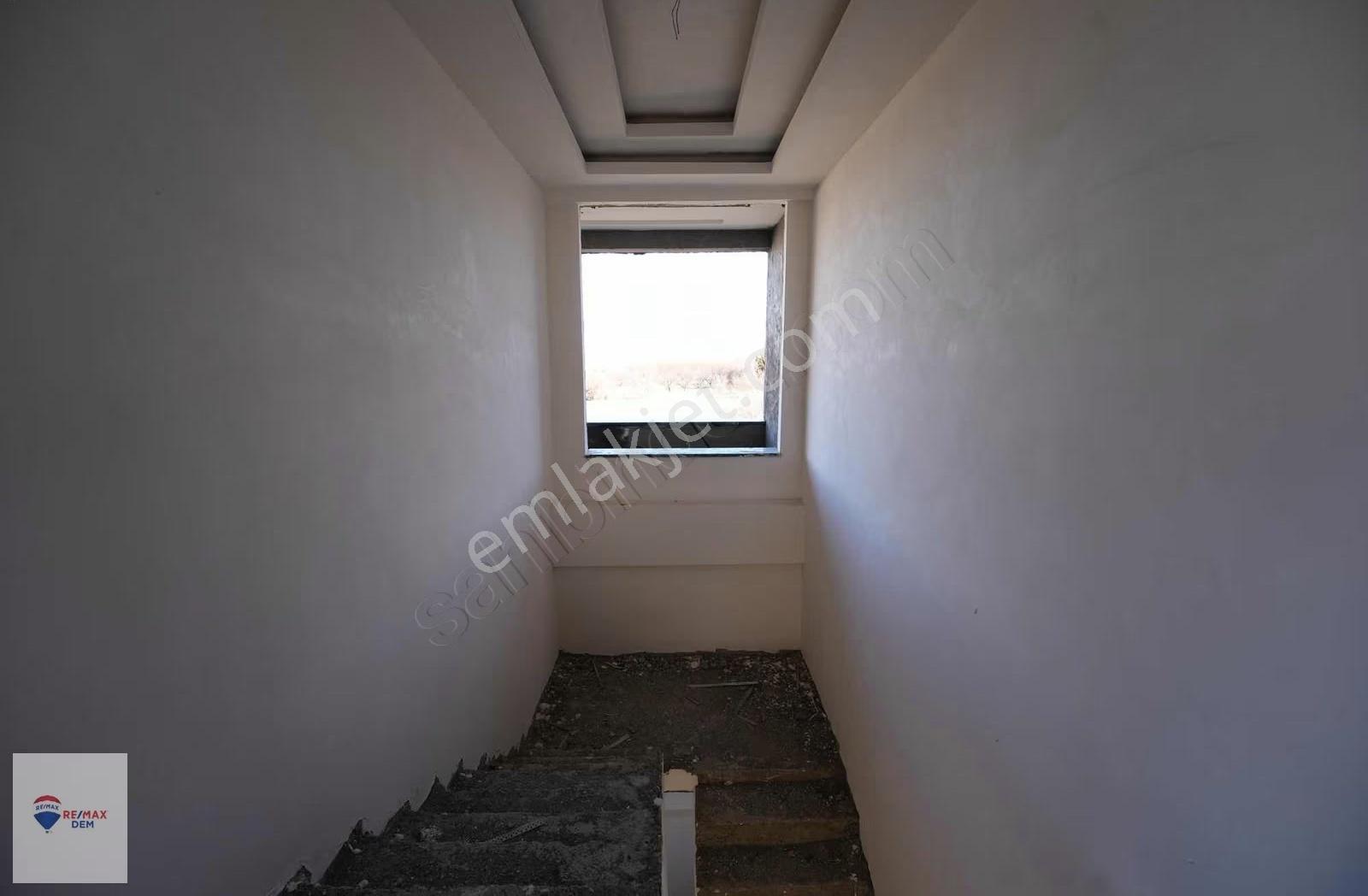 Remax Dem'den Yaylabaşı' Da 12+2 Satılık Villa - Görsel 11